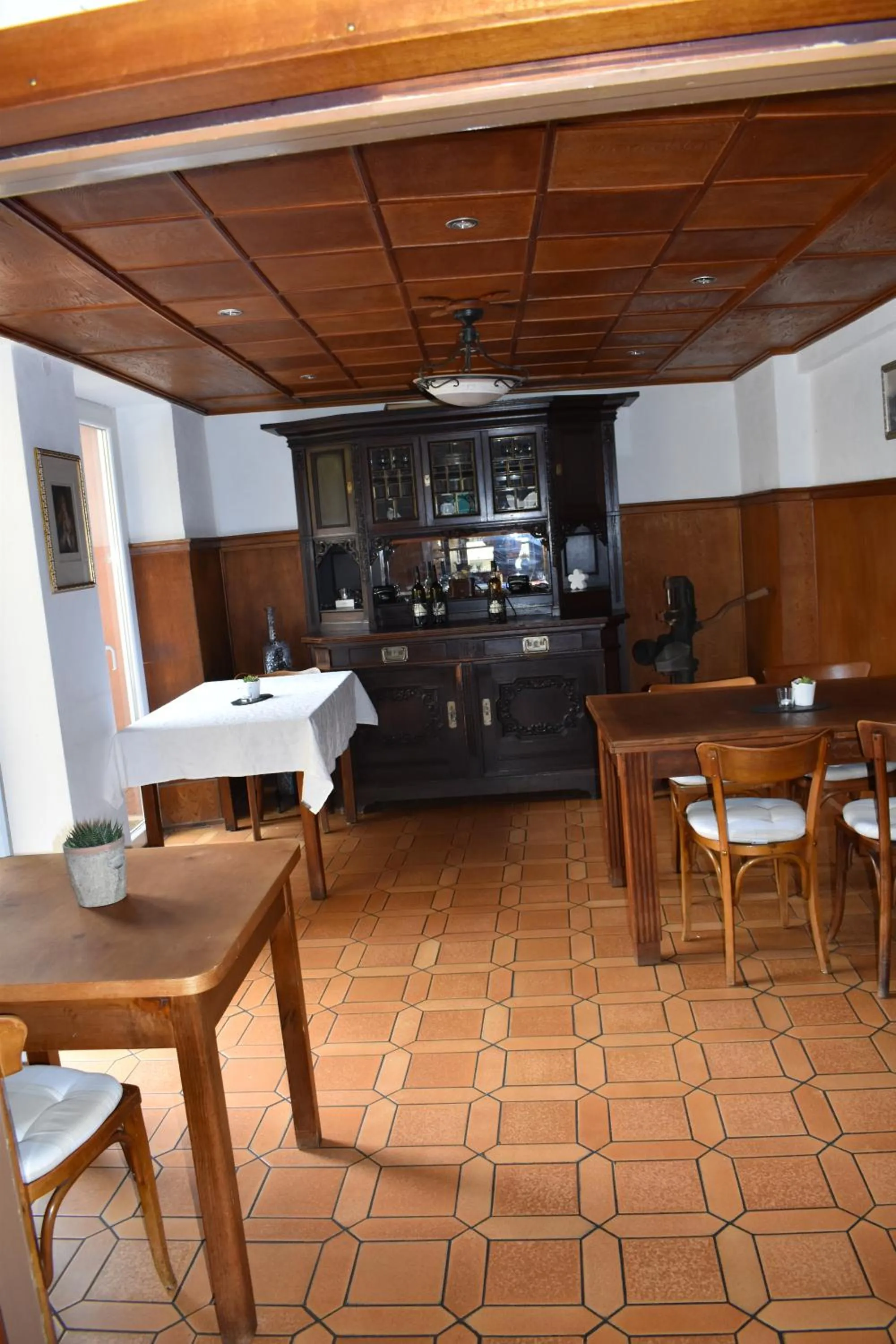 Restaurant/places to eat in Landgasthof Zur Sonne