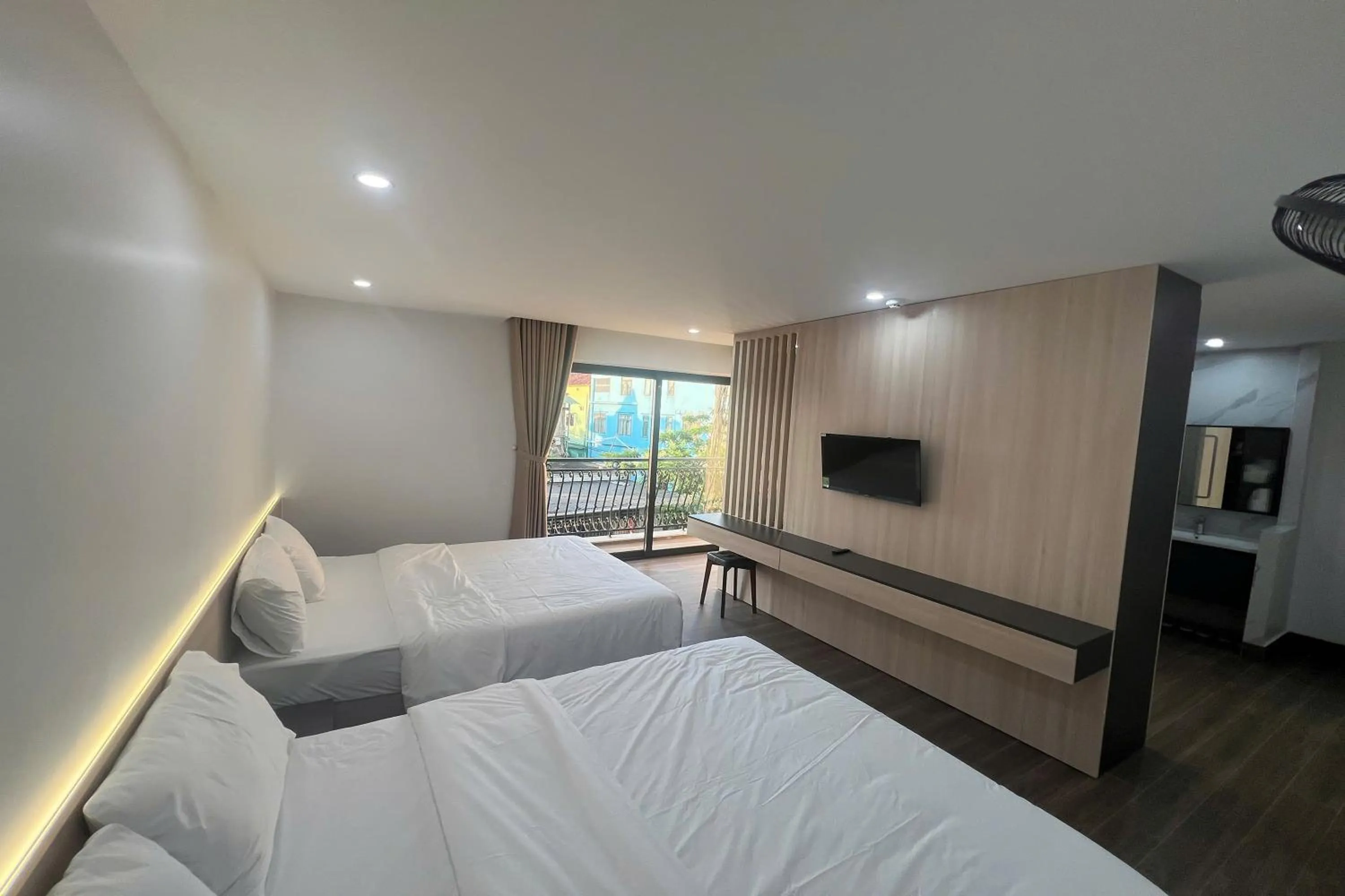 Bed in Thao Trang Hotel