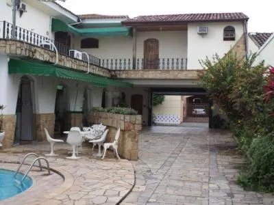 Patio in Hotel Chalé São Jorge