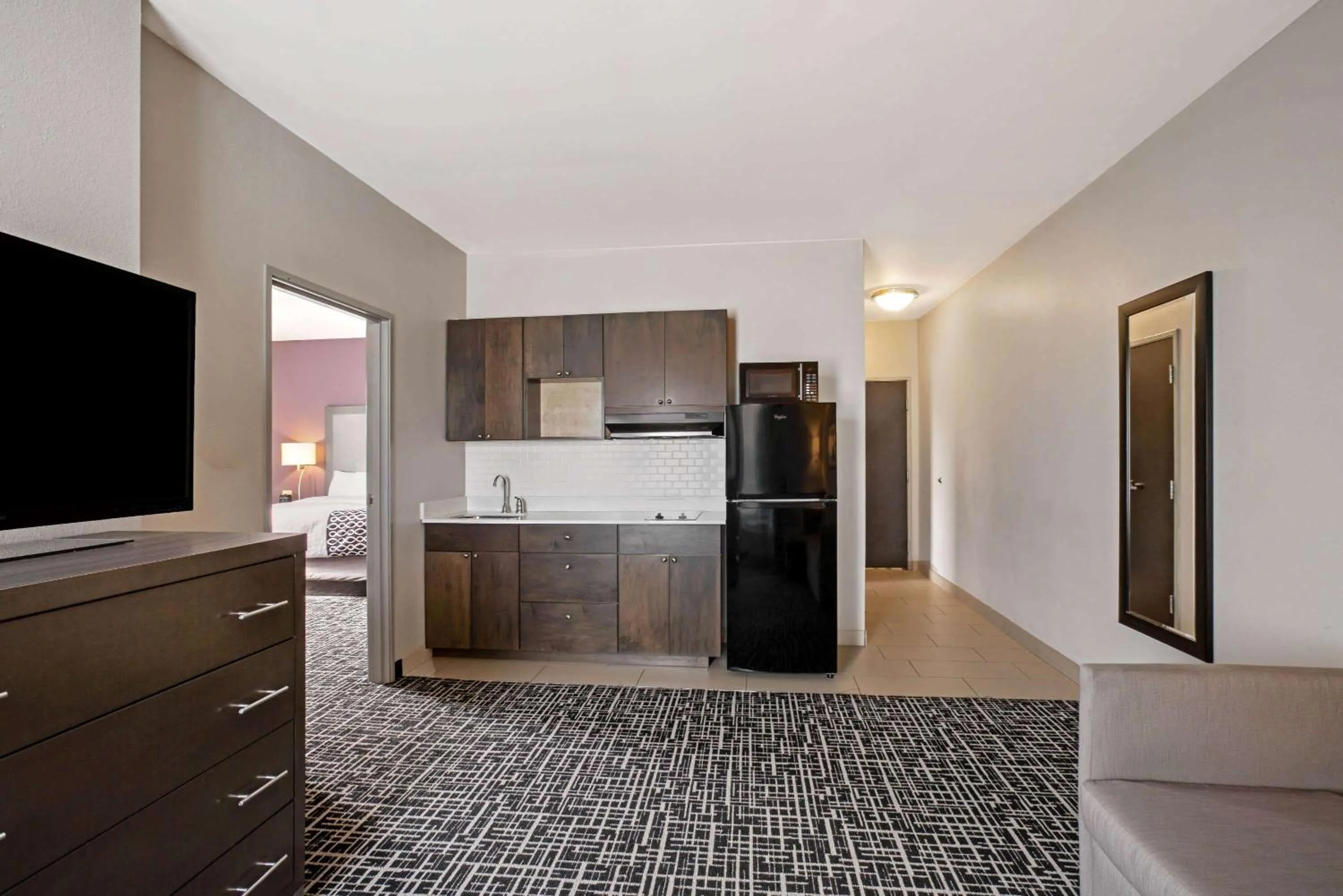 Photo of the whole room in La Quinta by Wyndham York