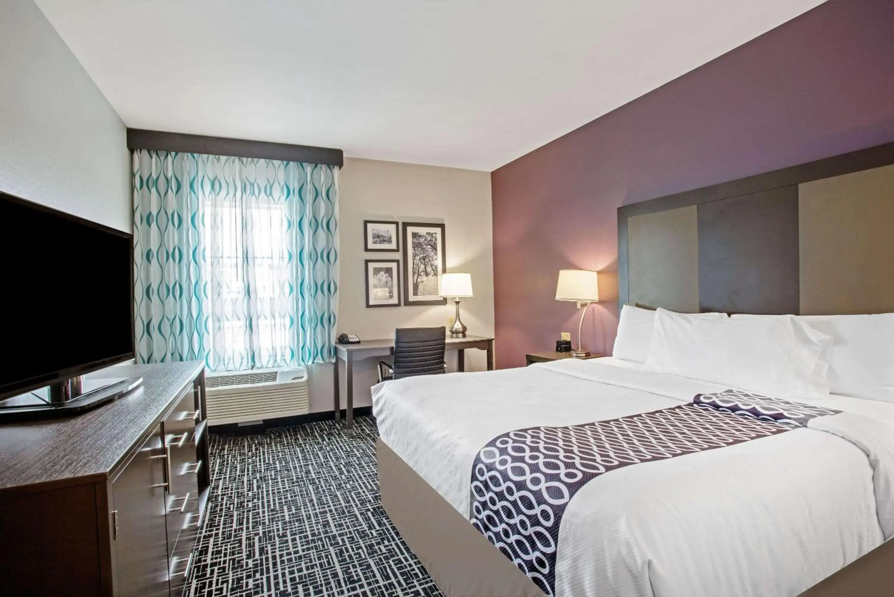 King Room in La Quinta by Wyndham York King Room in La Quinta by Wyndham York