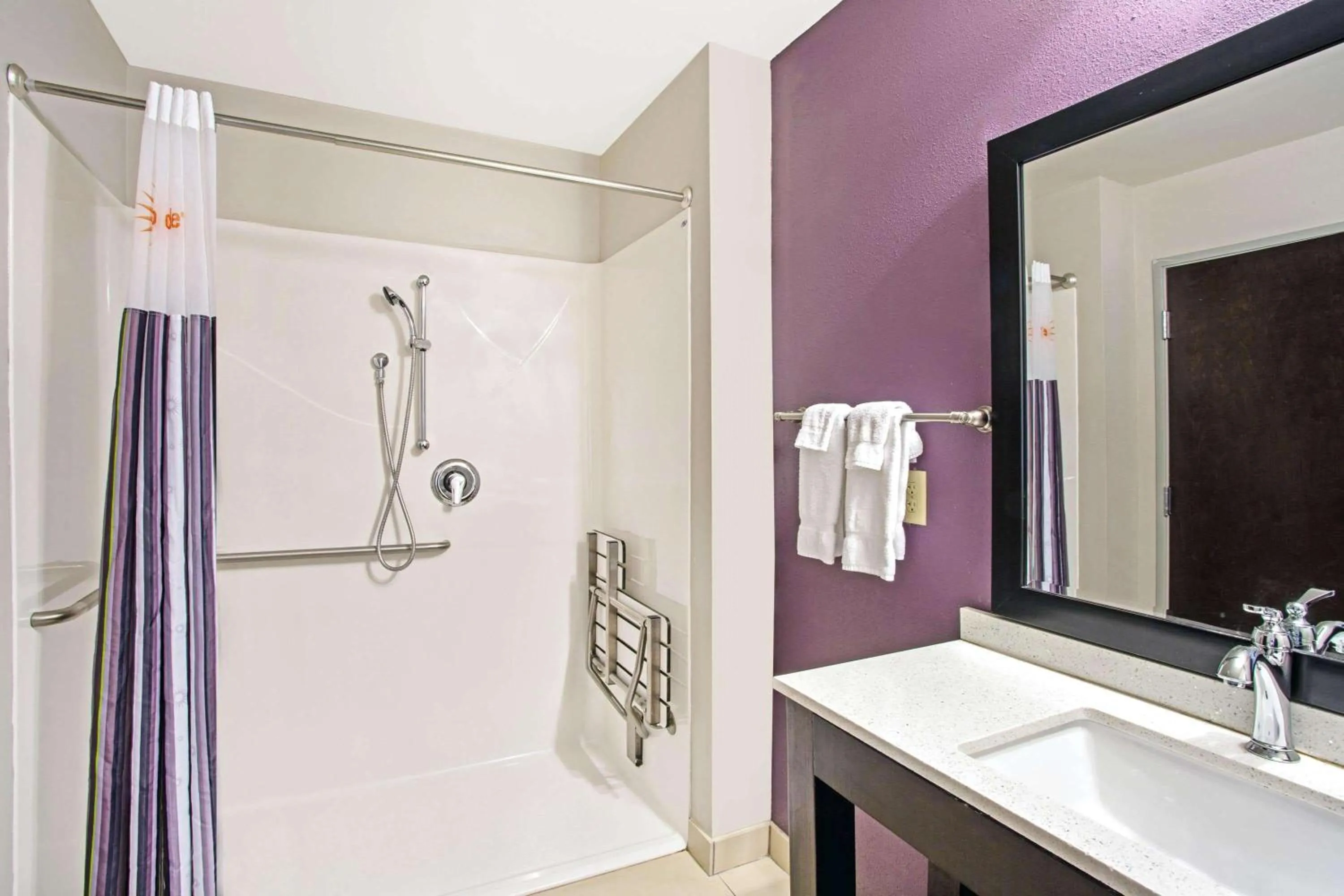 Shower in La Quinta by Wyndham York