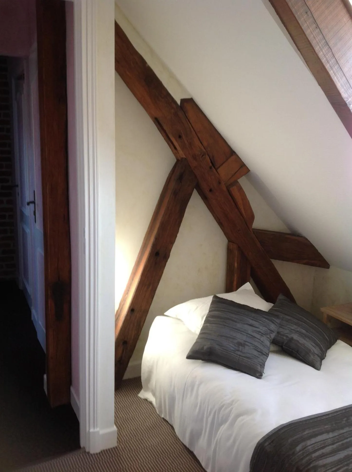Bedroom, Bed in Logis Auberge À La Tête De Lard