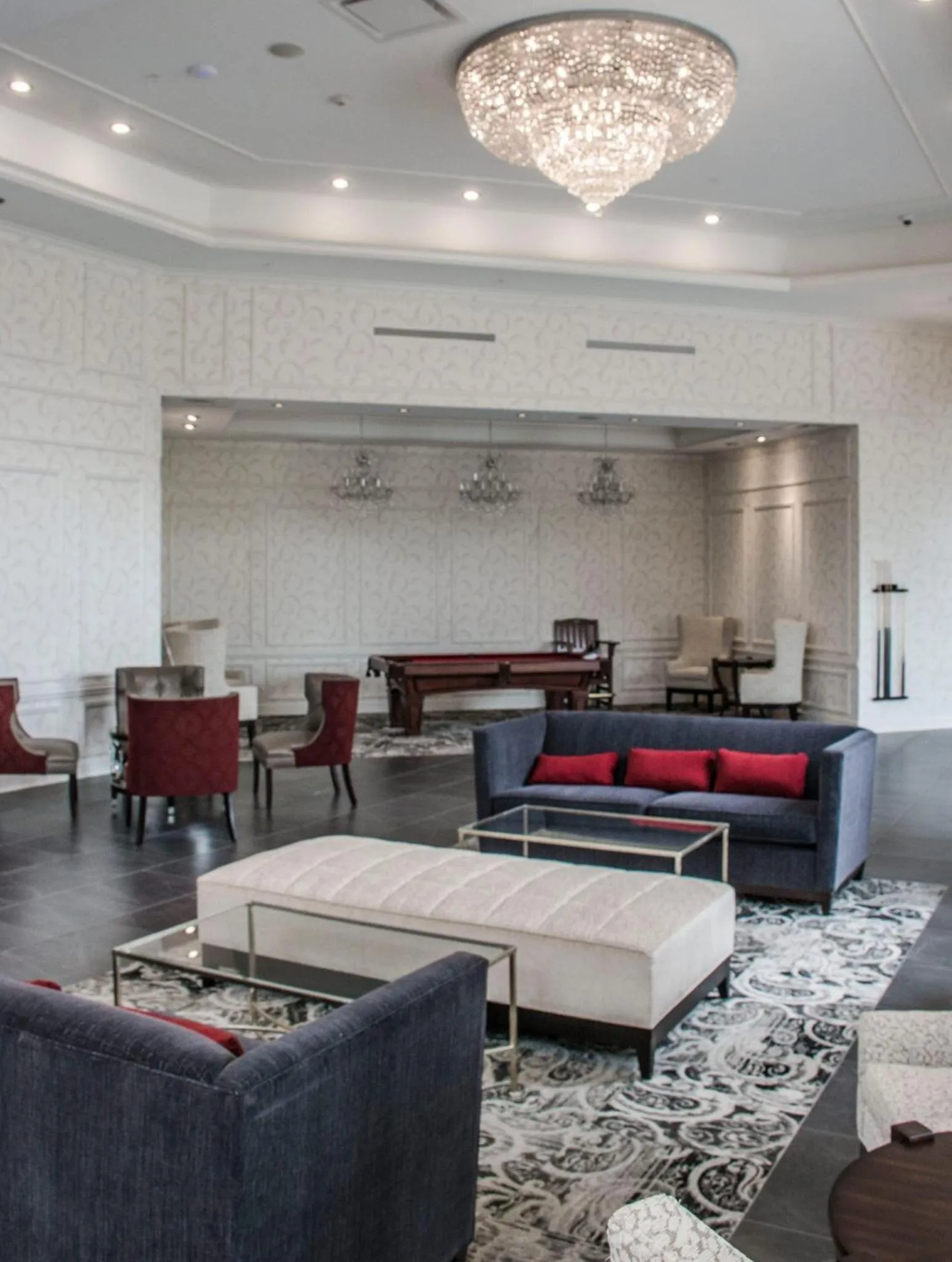 Billiard in The Delavan Hotel