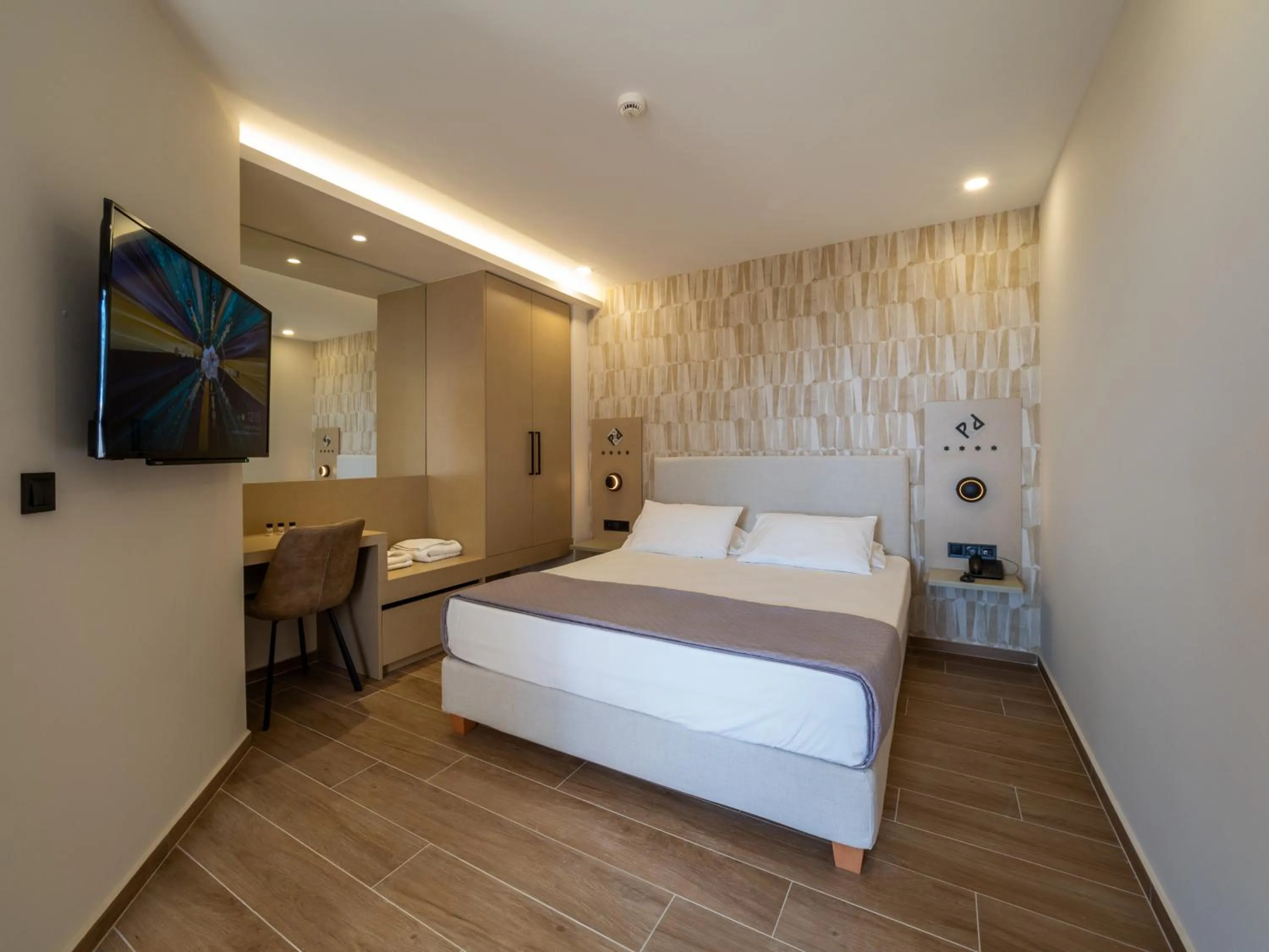 Bed in Paradise Resort