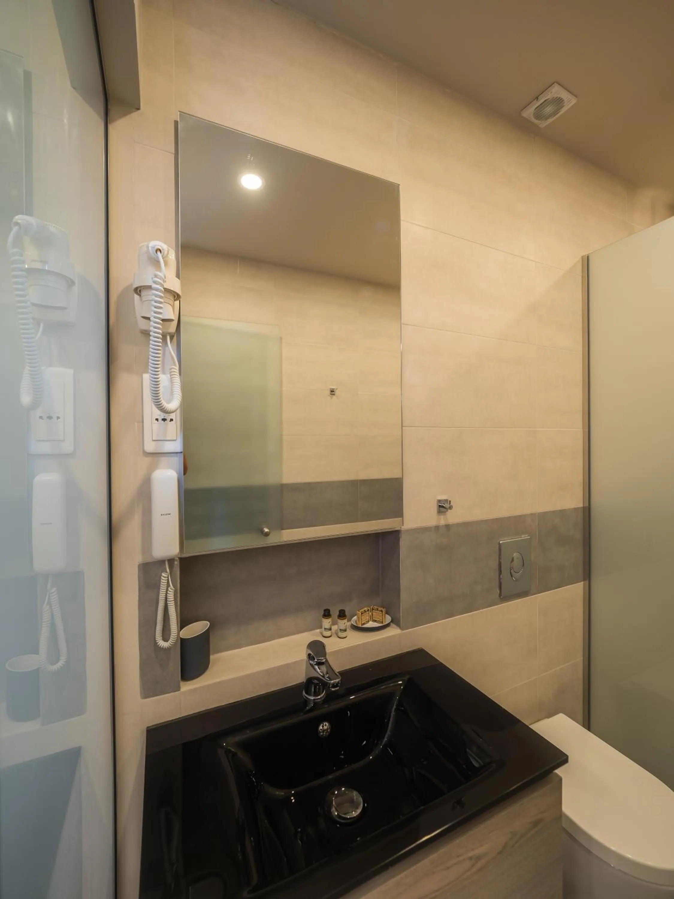 Bathroom in Paradise Resort