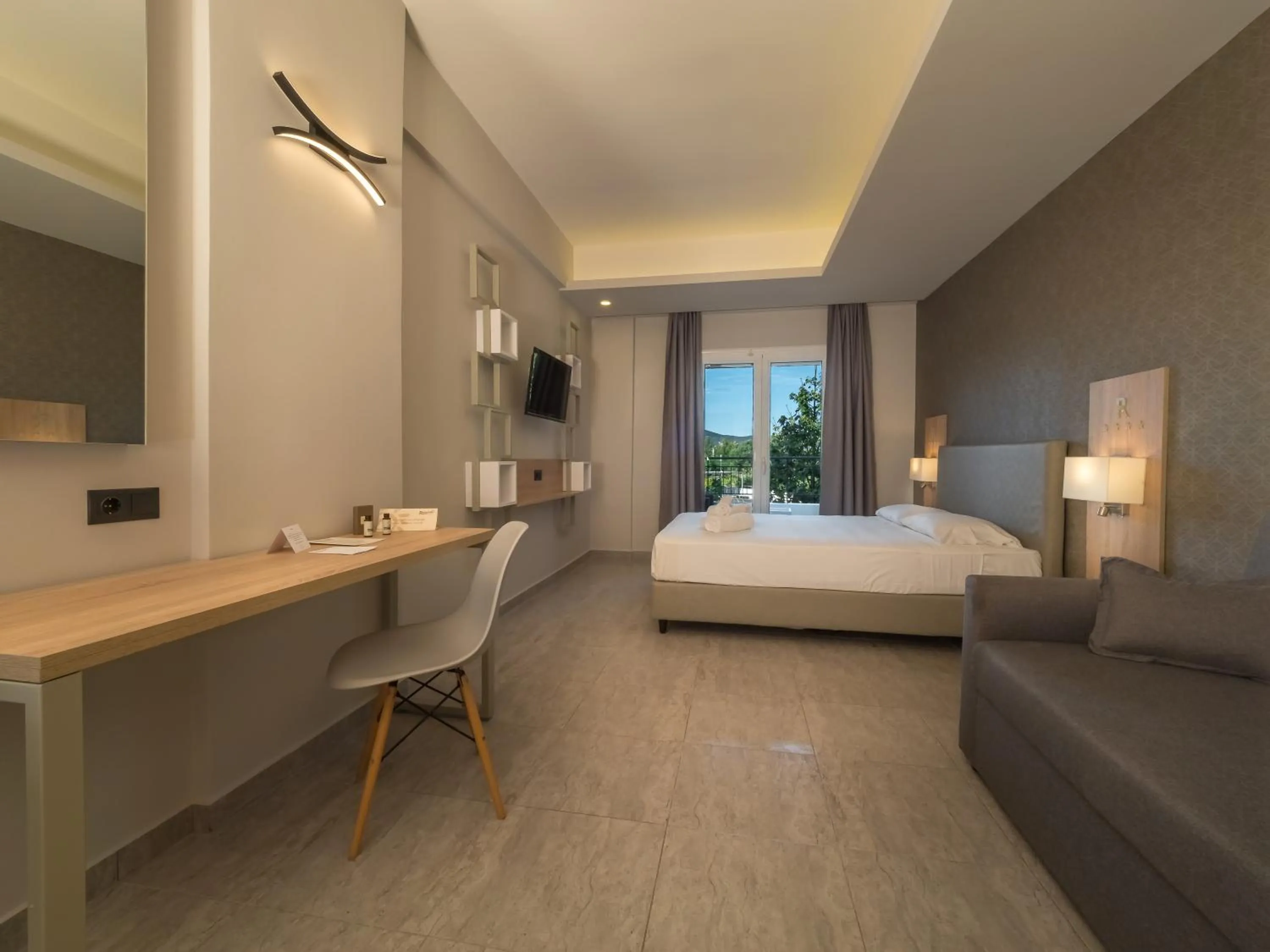 Bed in Paradise Resort