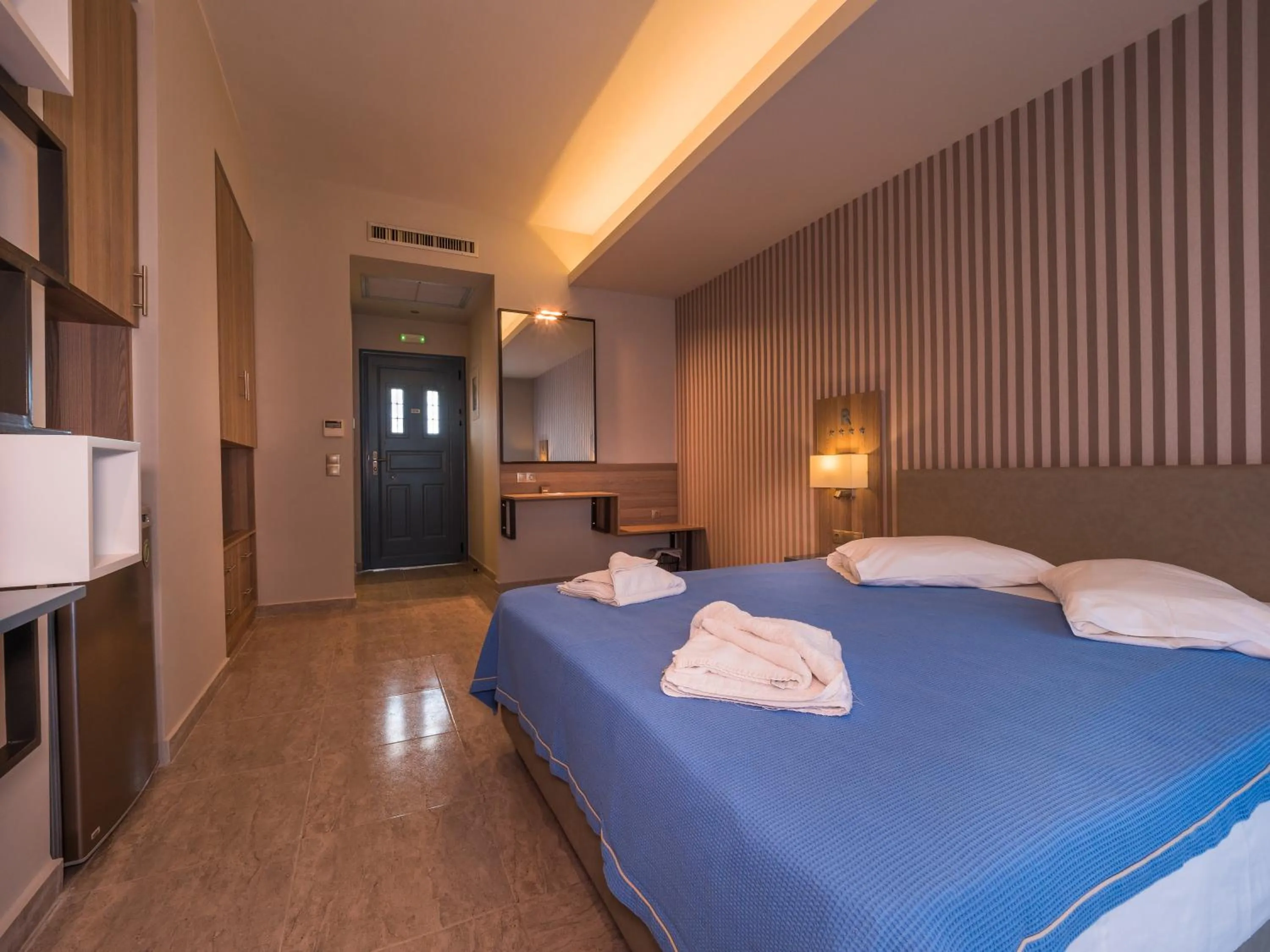 Bed in Paradise Resort