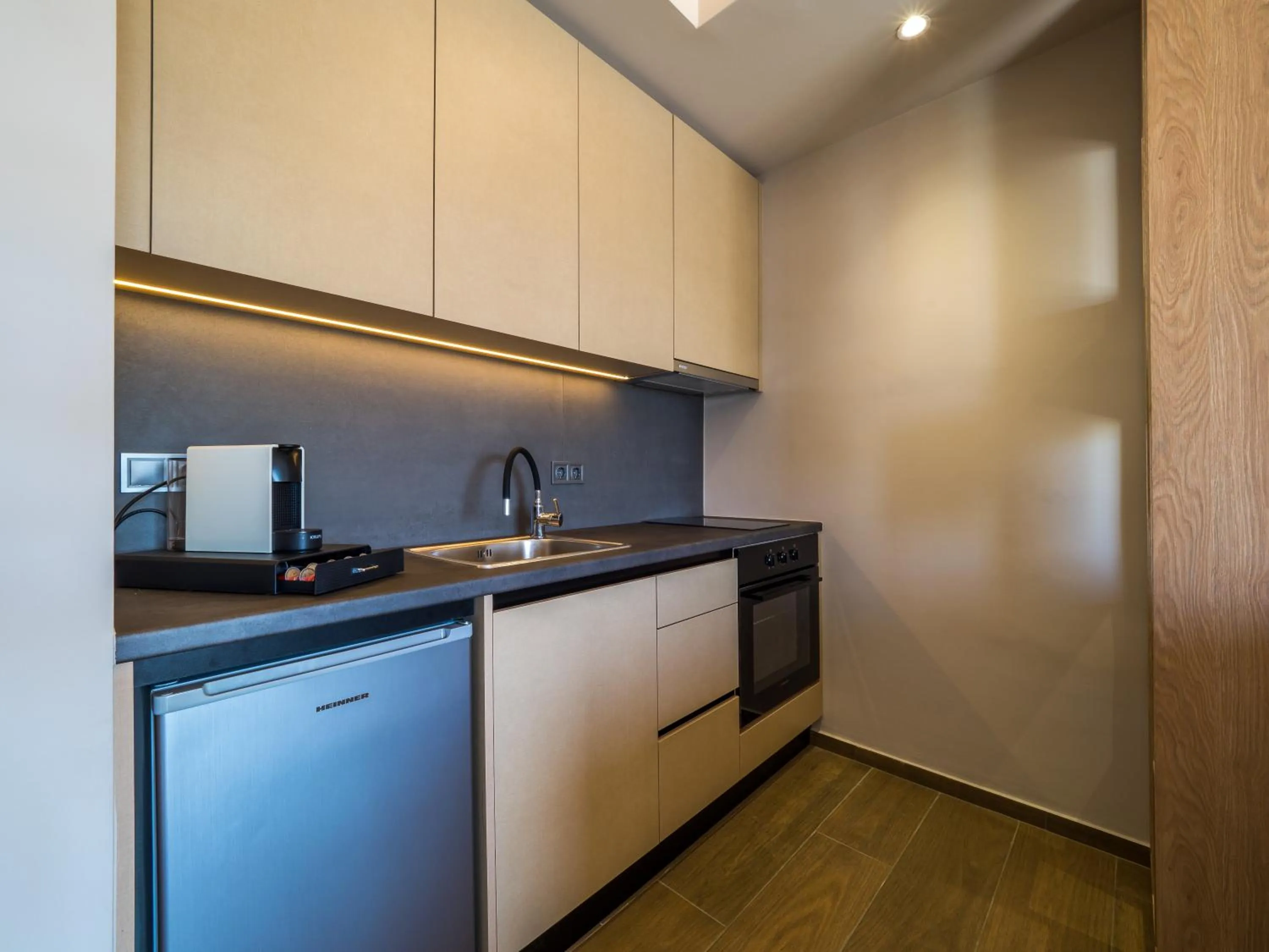 Kitchen or kitchenette in Paradise Resort