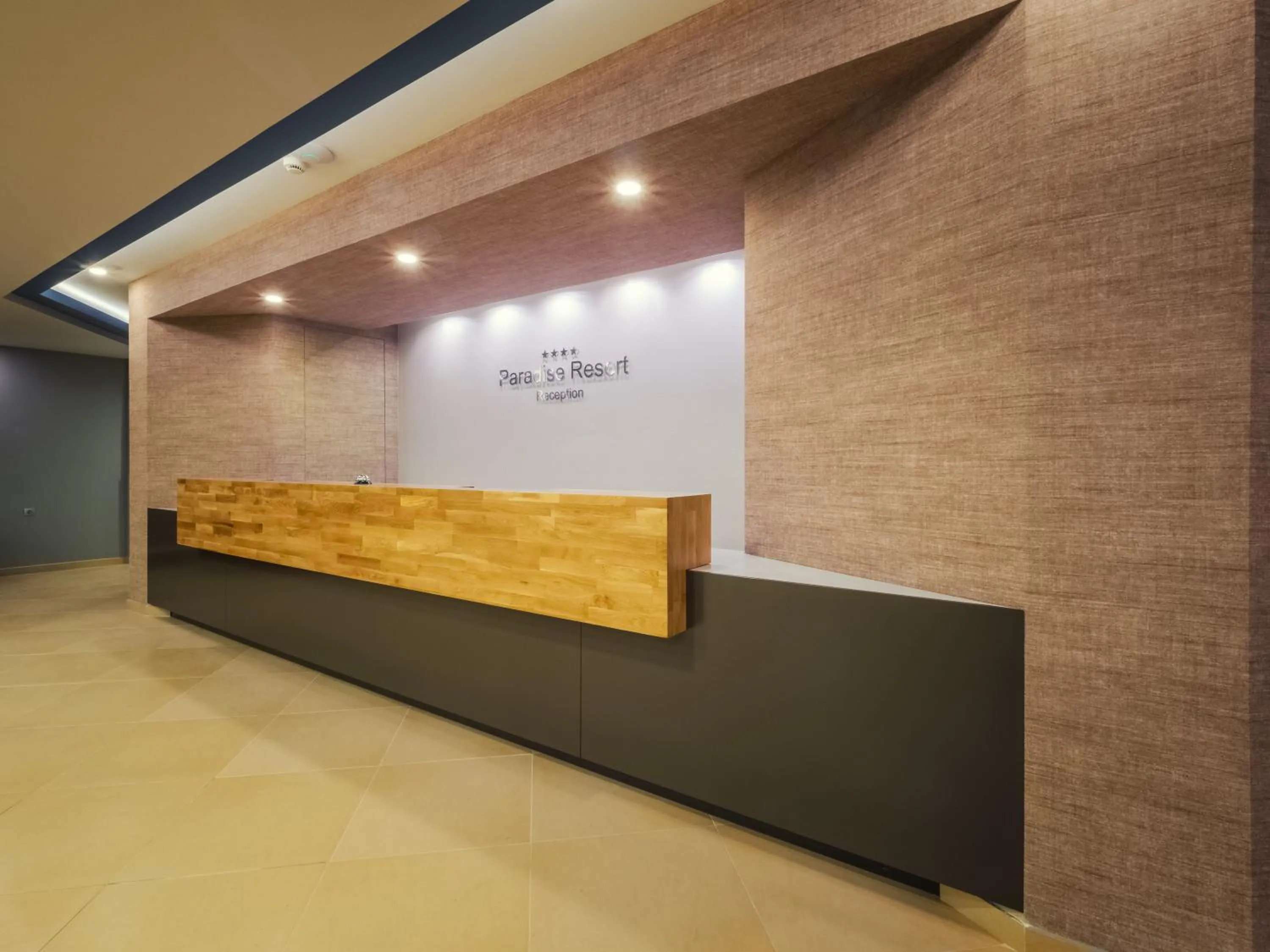 Lobby or reception in Paradise Resort