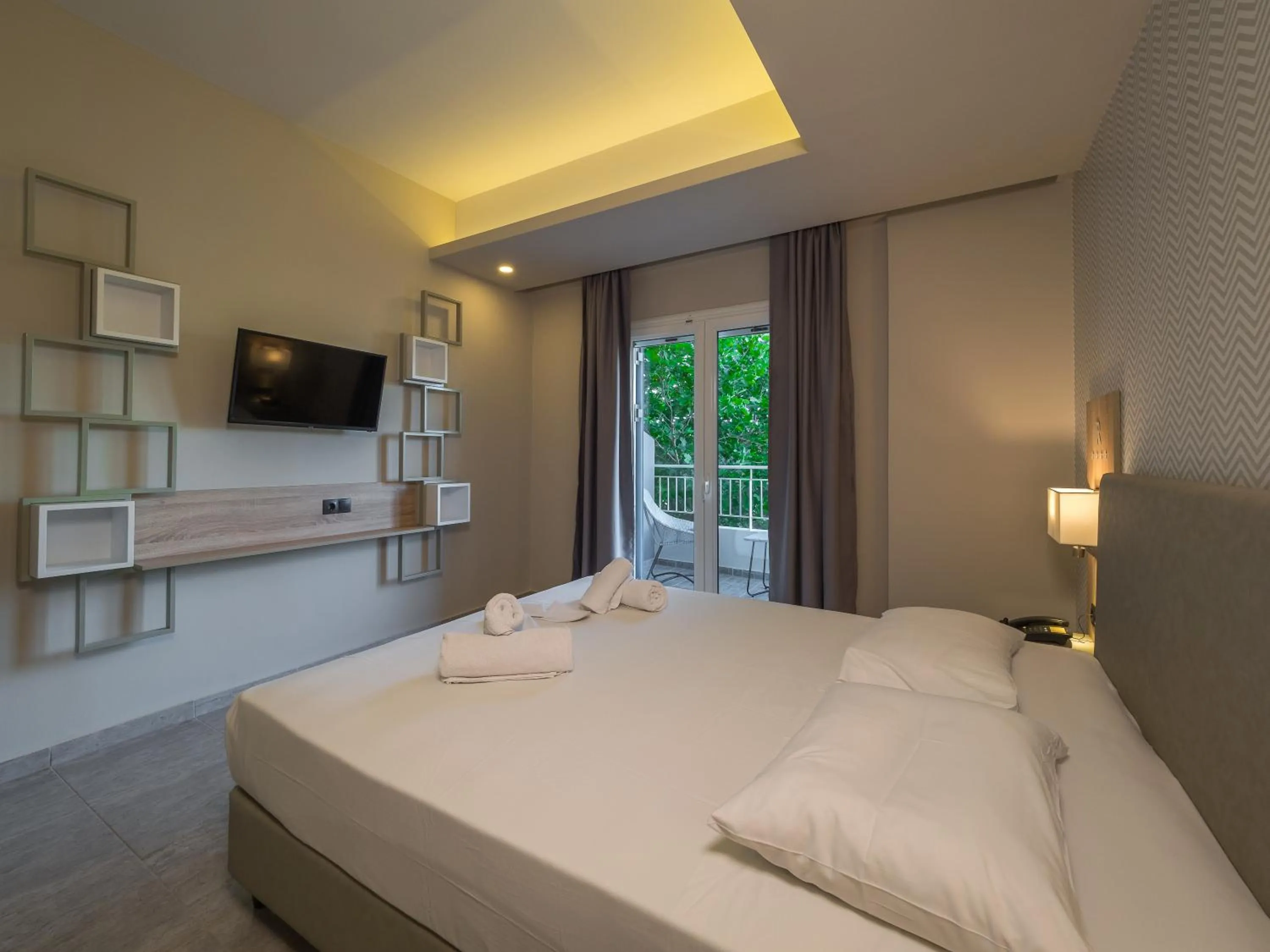 Bed in Paradise Resort