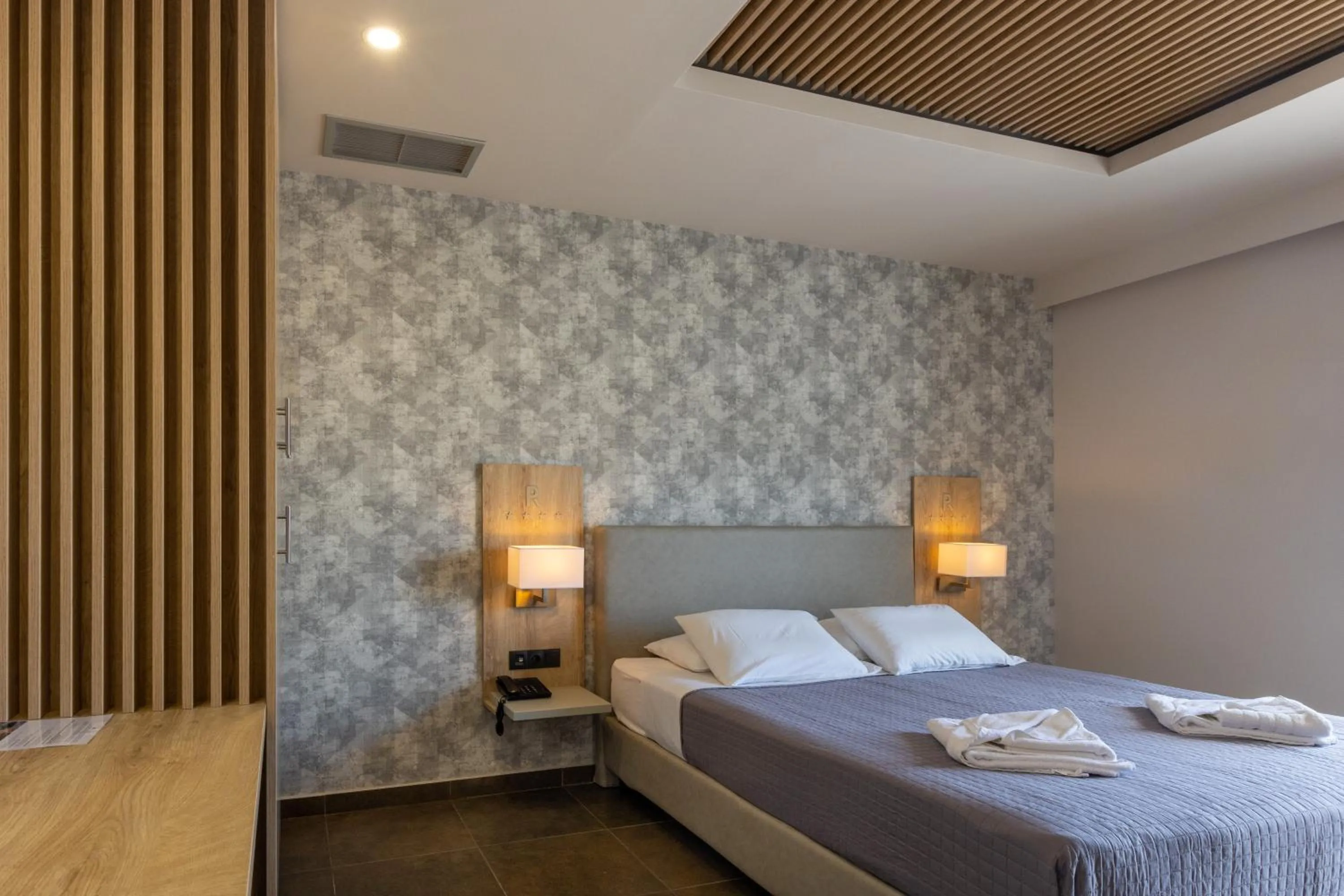 Bedroom, Bed in Paradise Resort