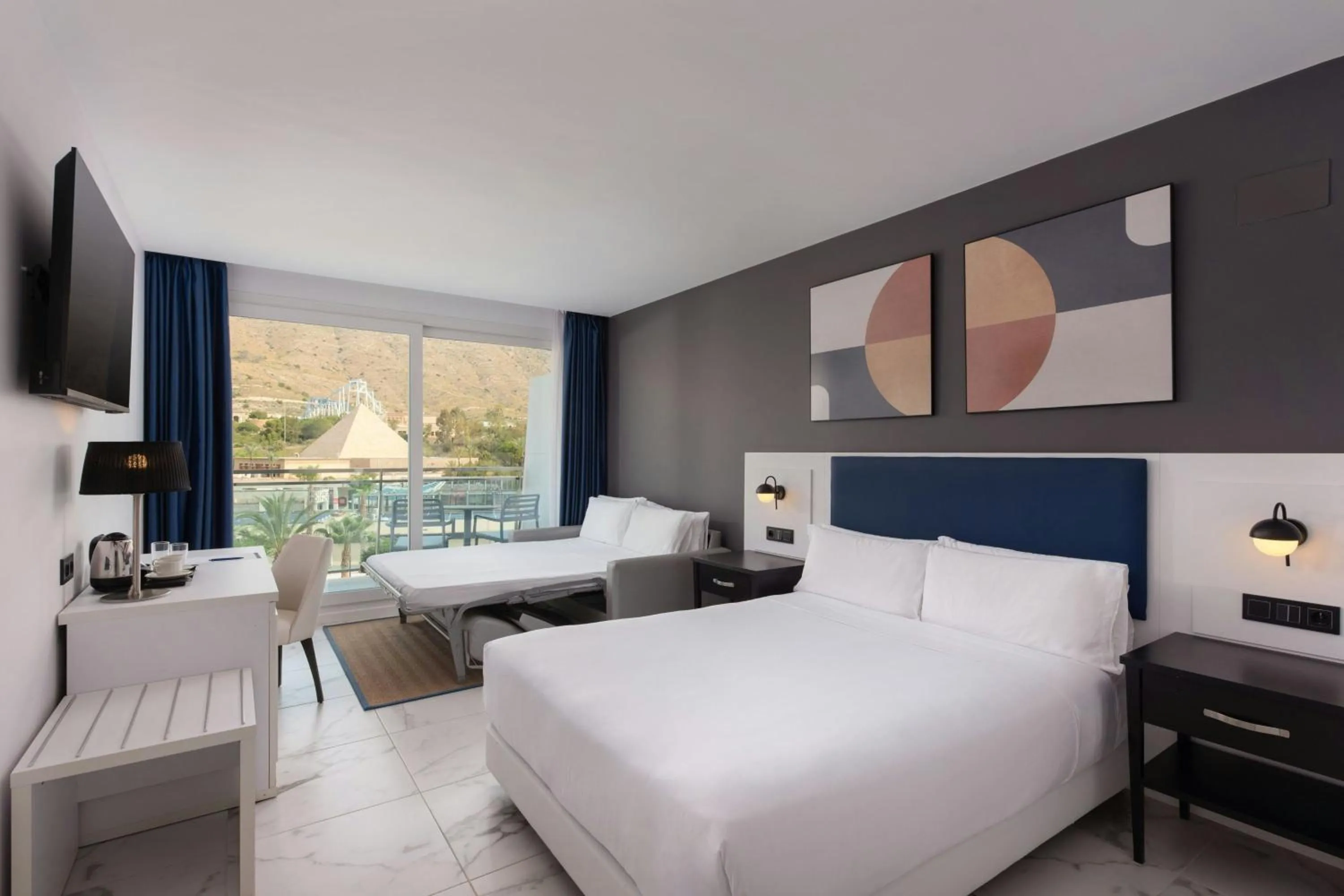 Photo of the whole room, Bed in Four Points by Sheraton Costa Blanca Resort