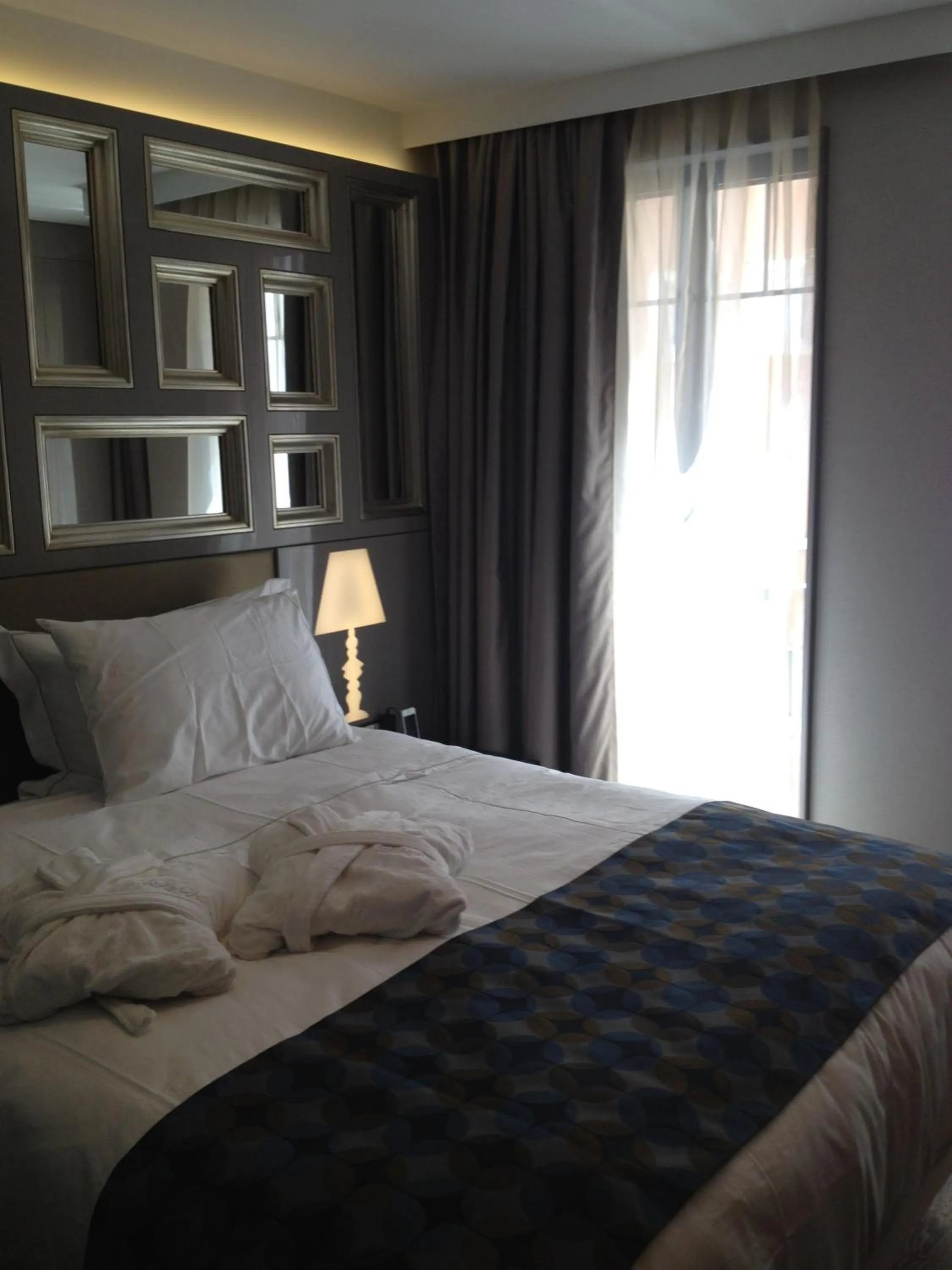 Decorative detail, Bed in Hotel La Villa