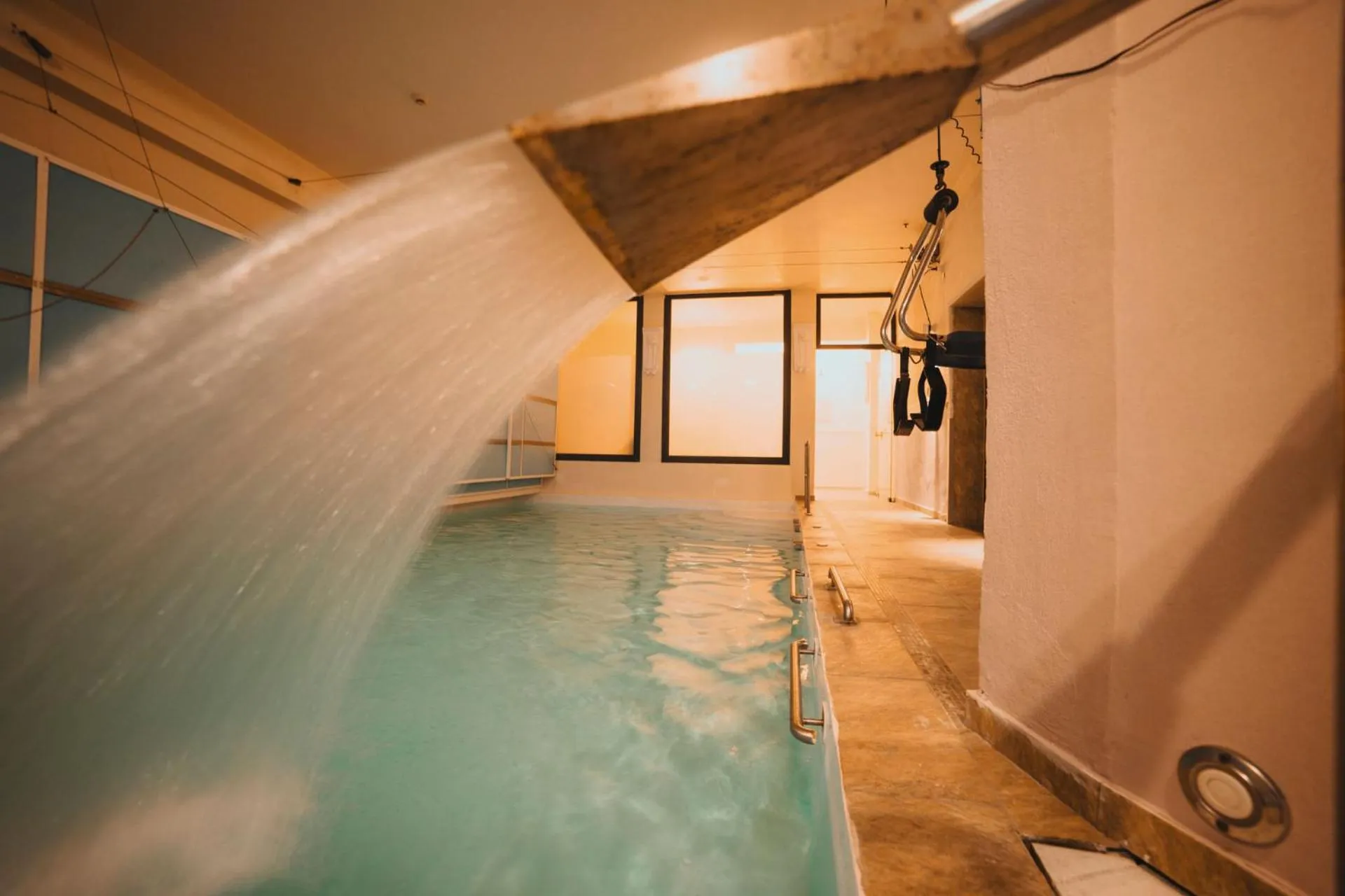 Swimming pool in Hotel Villa Sevasti