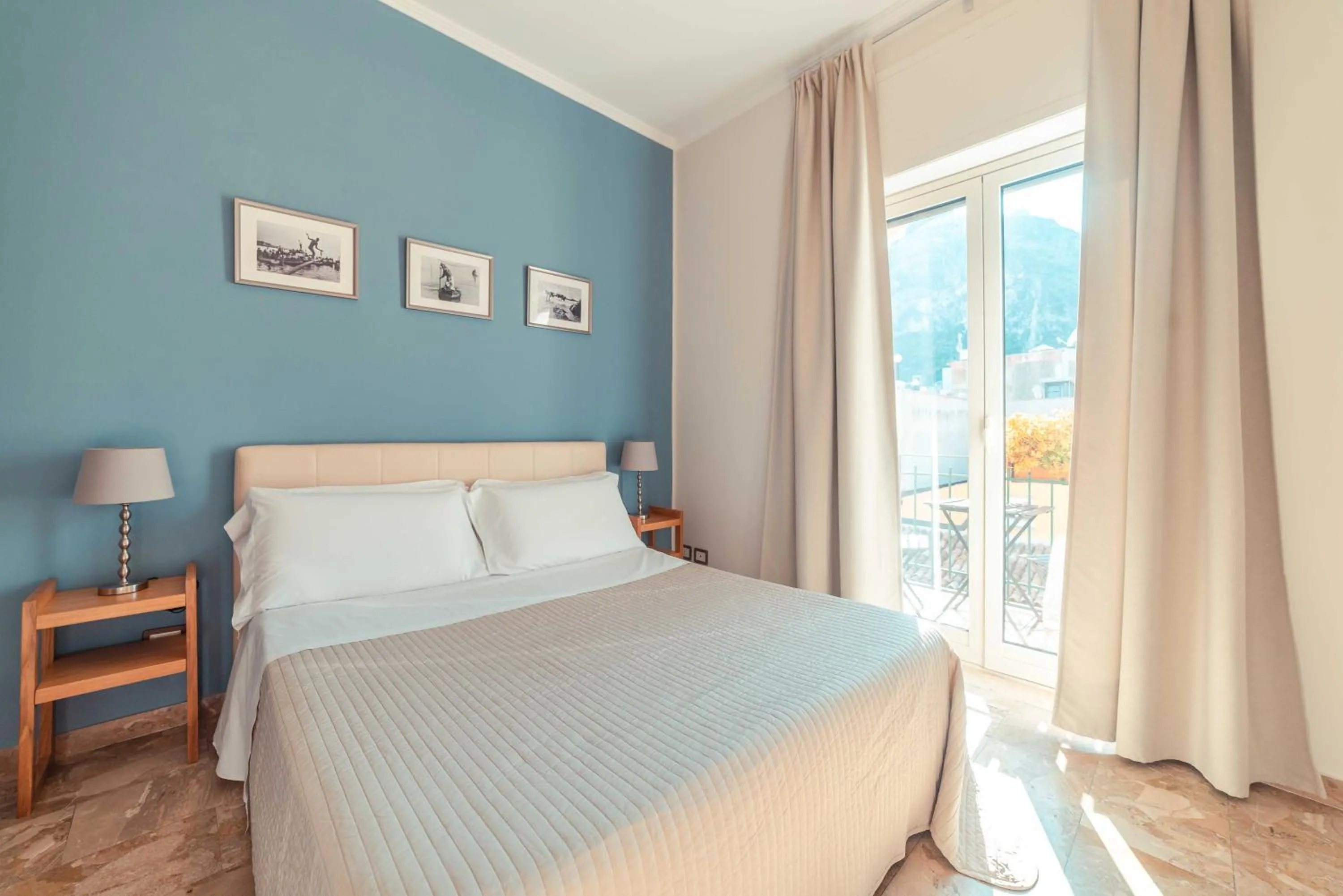 Bed in B&B Teatro Greco 39