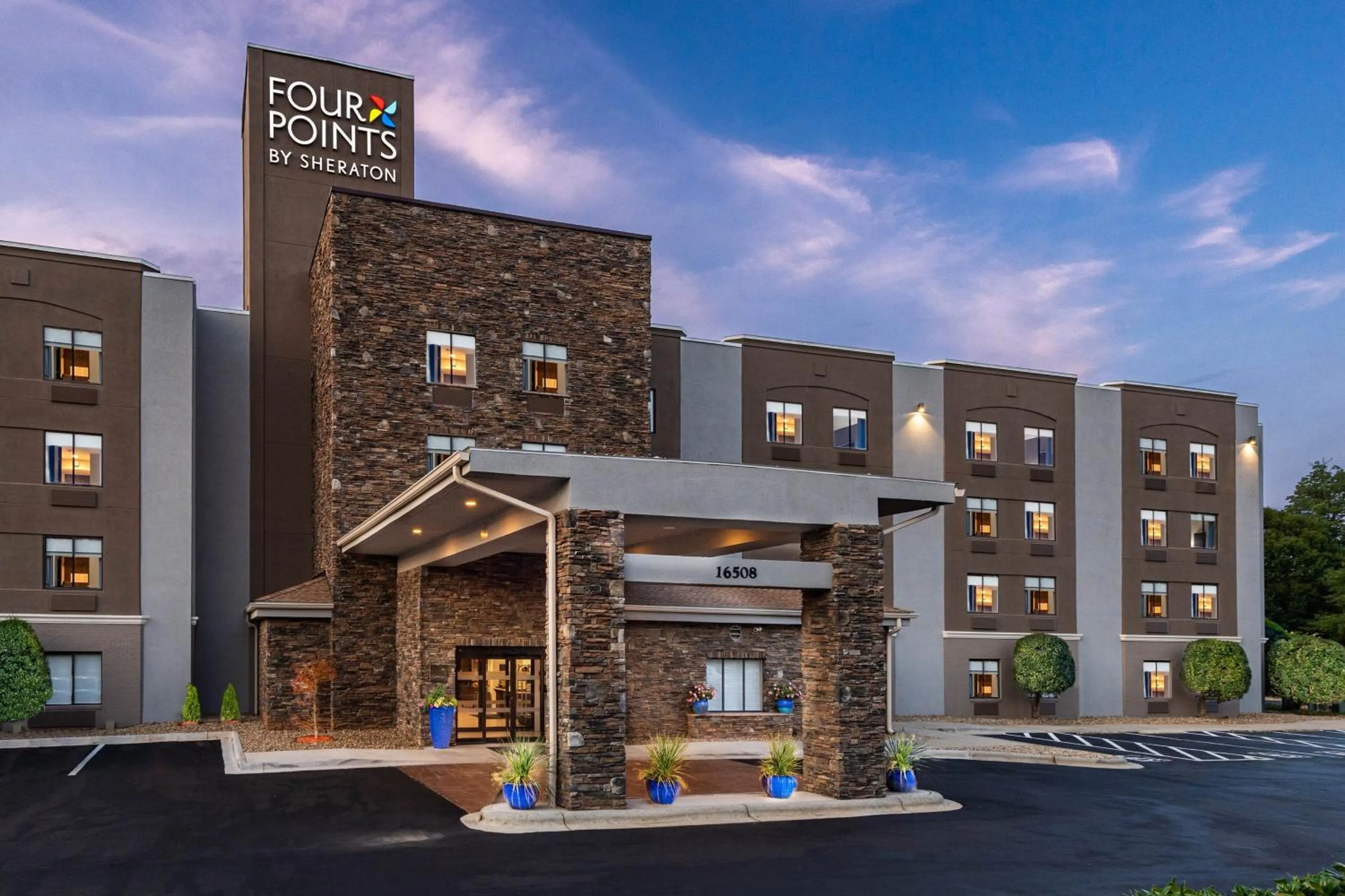 Property building in Four Points by Sheraton Charlotte - Lake Norman