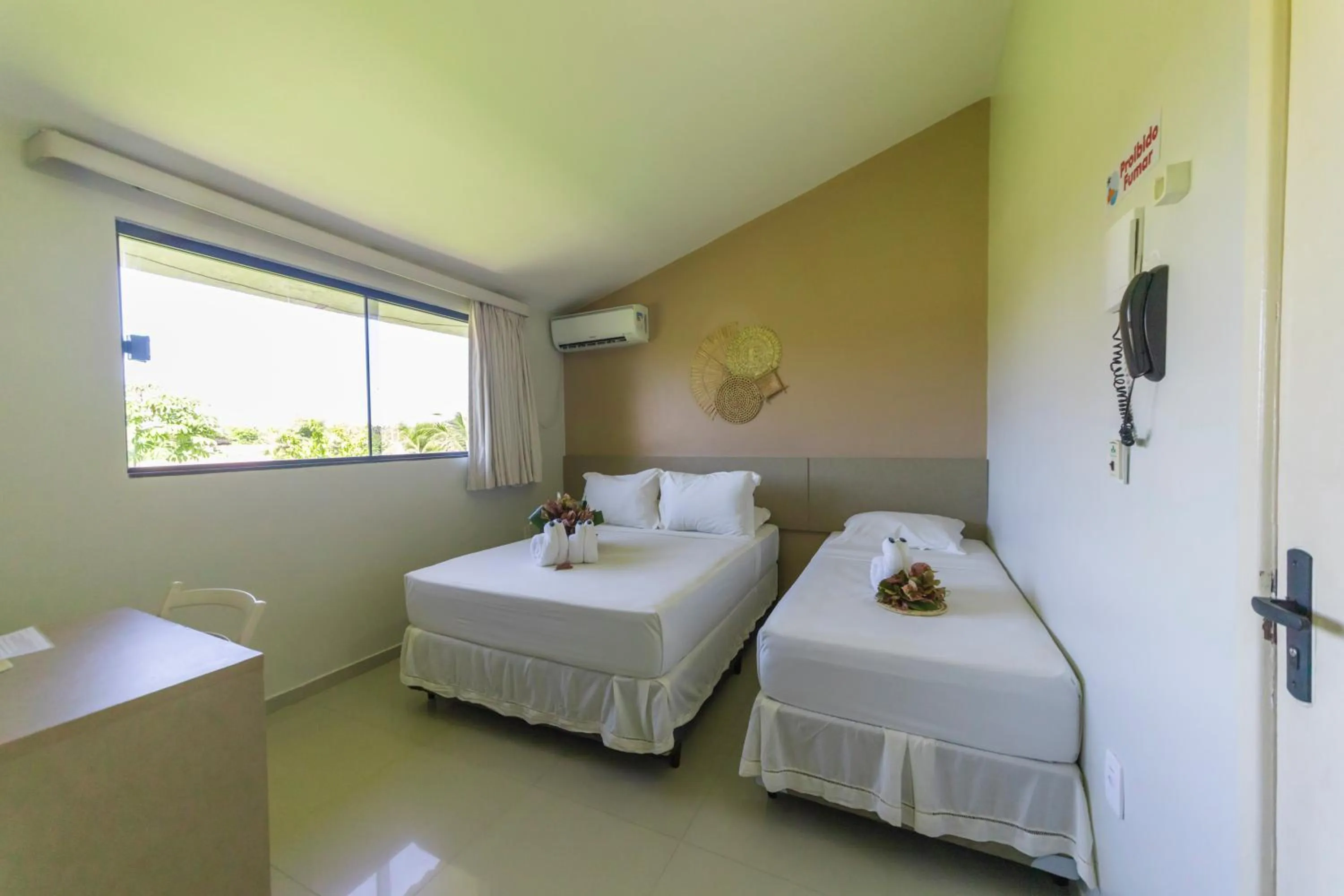 View (from property/room), Bed in Pousada Ponta de Mangue