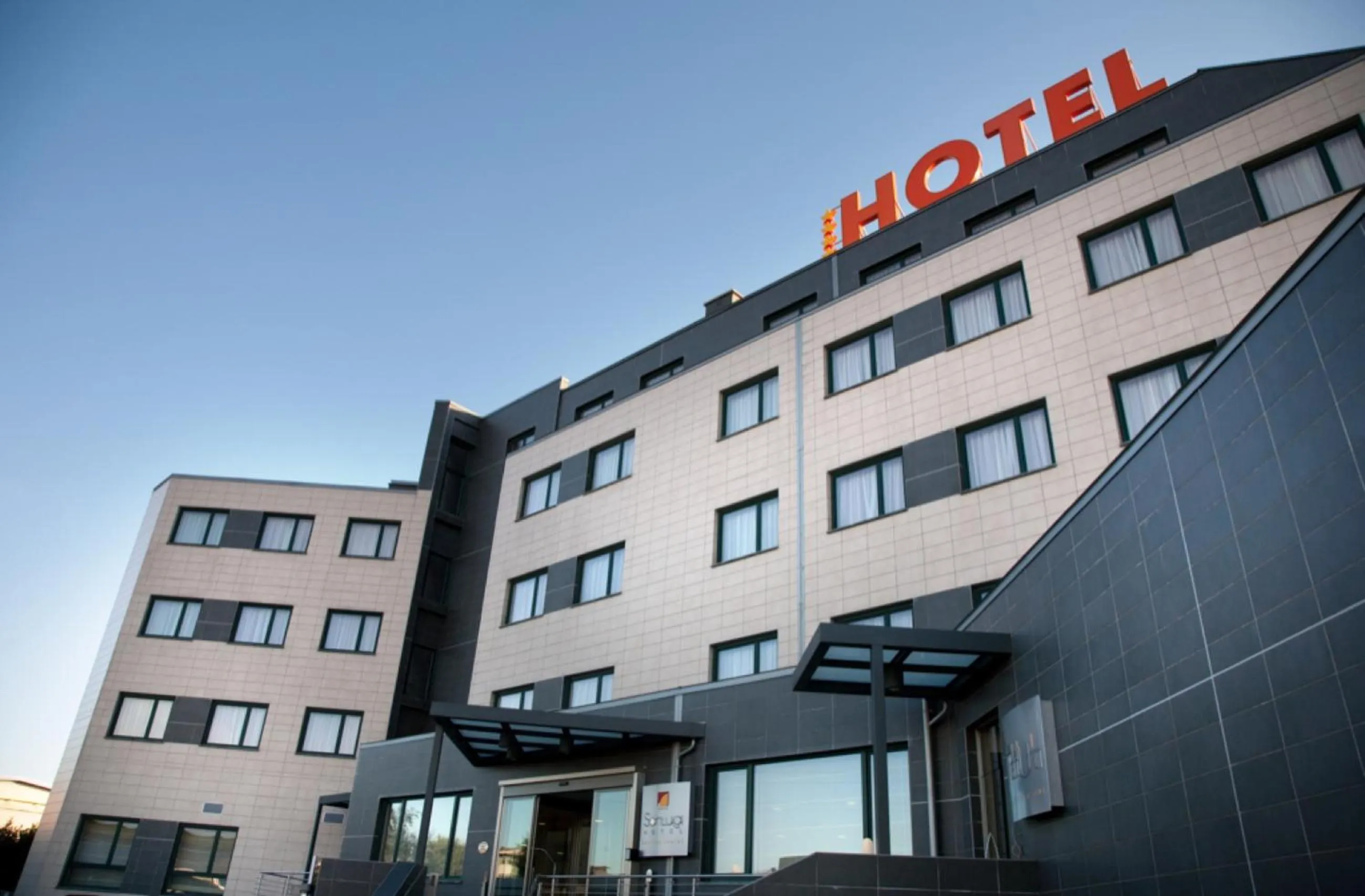 Facade/entrance in Torino Hotel San Luigi - Ristorante Trait d'Union