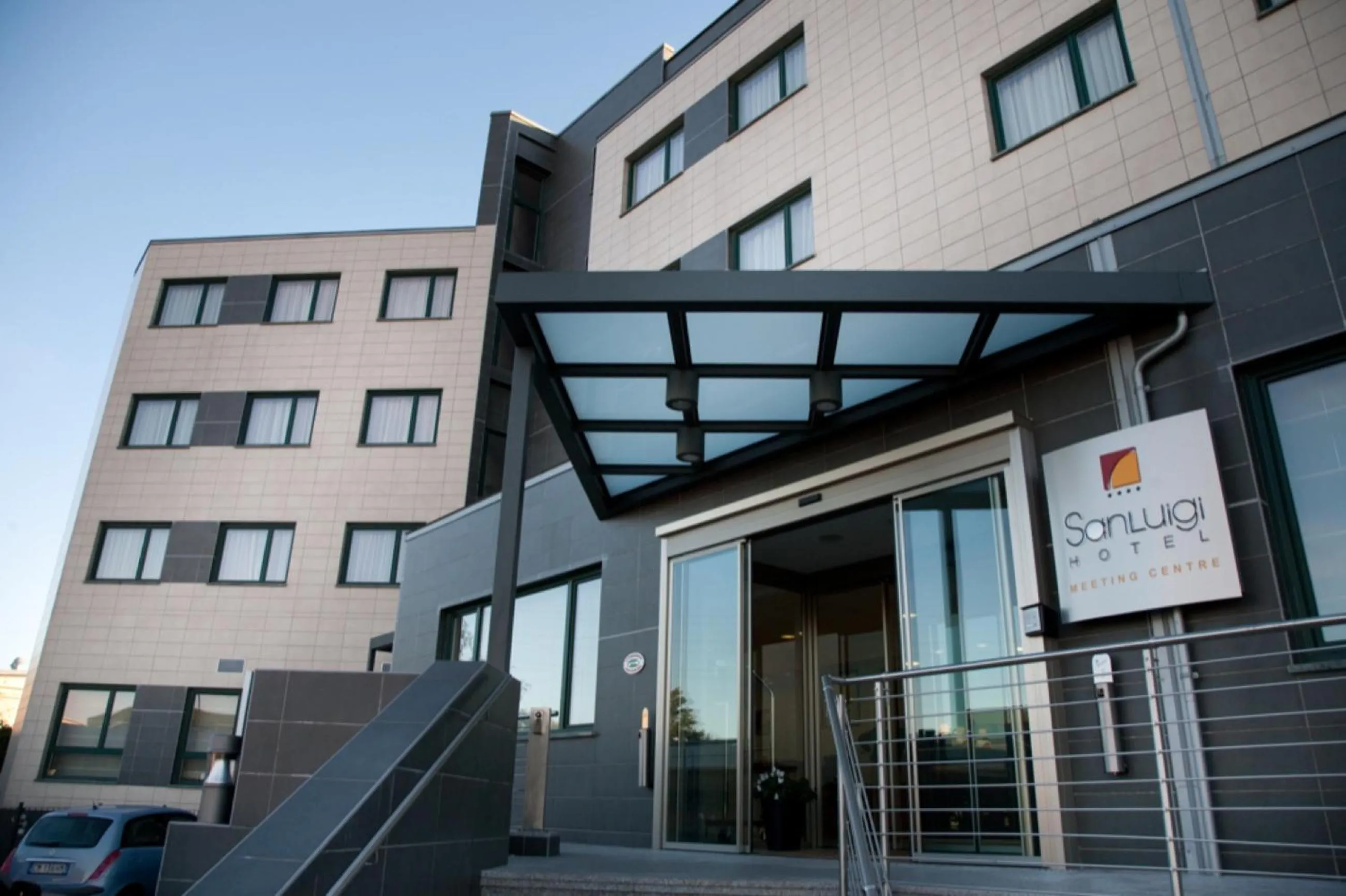 Facade/entrance in Torino Hotel San Luigi - Ristorante Trait d'Union