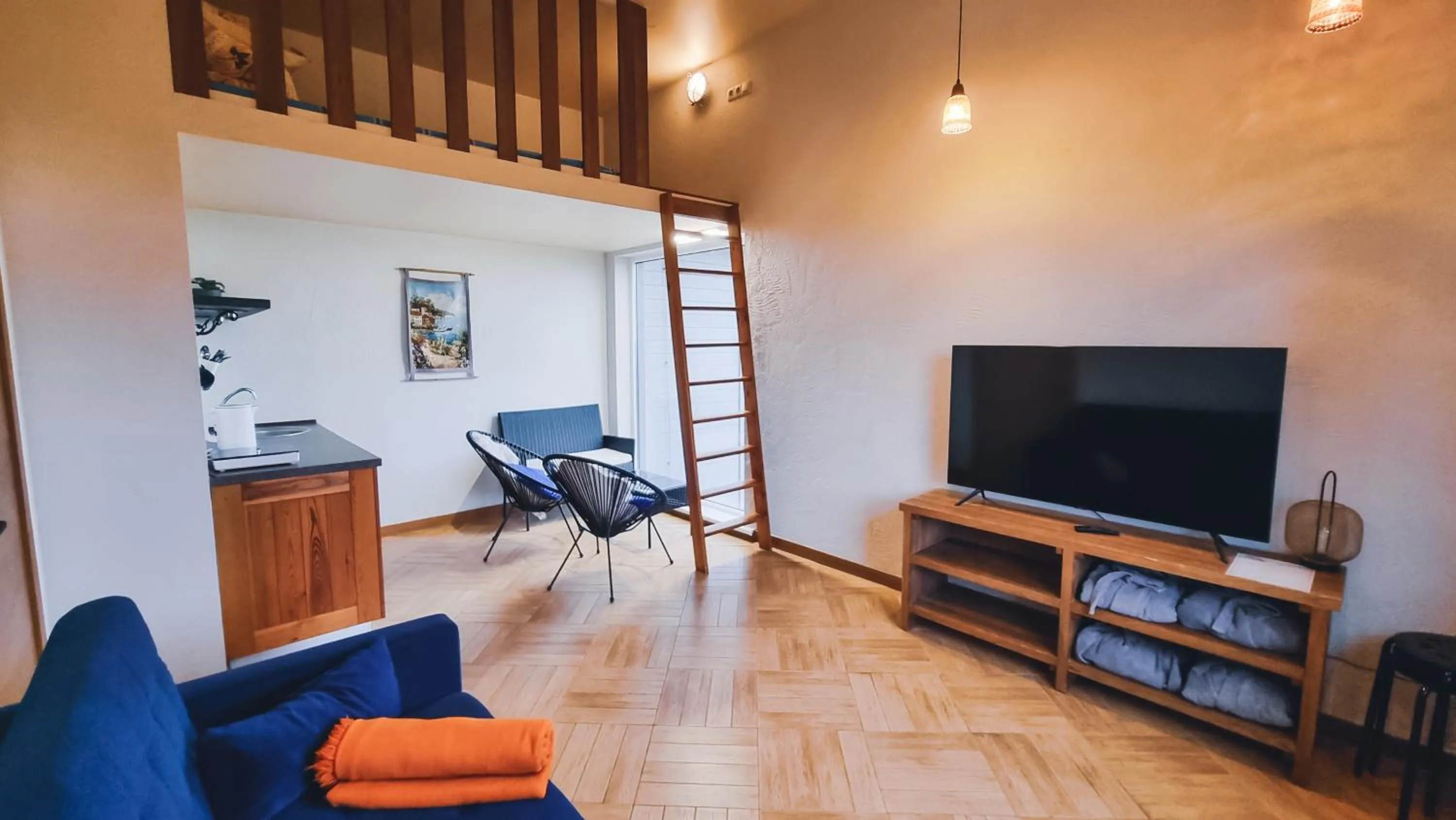 Living room in Kapteinu Osta