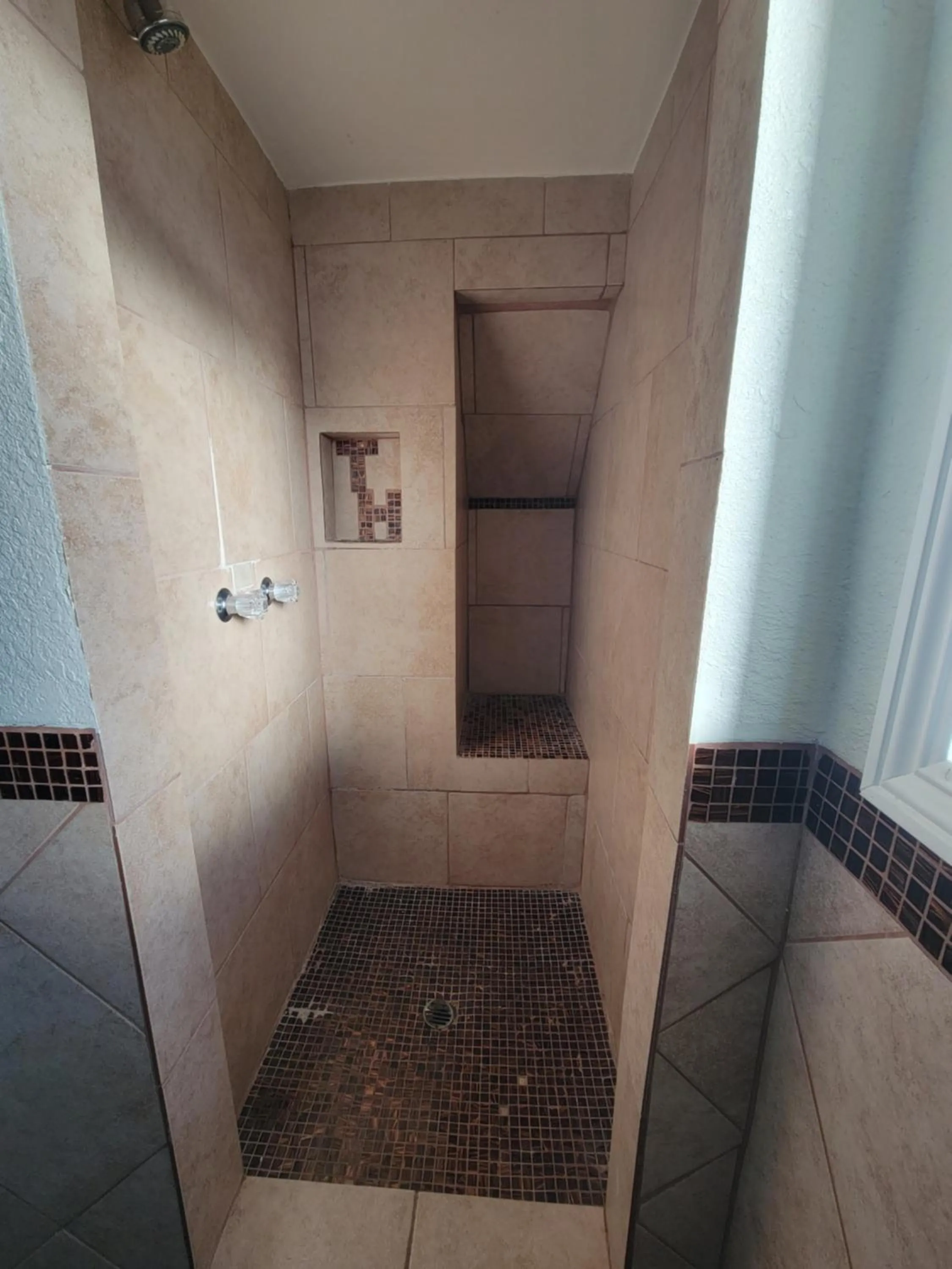 Bathroom in Townhouse Motel