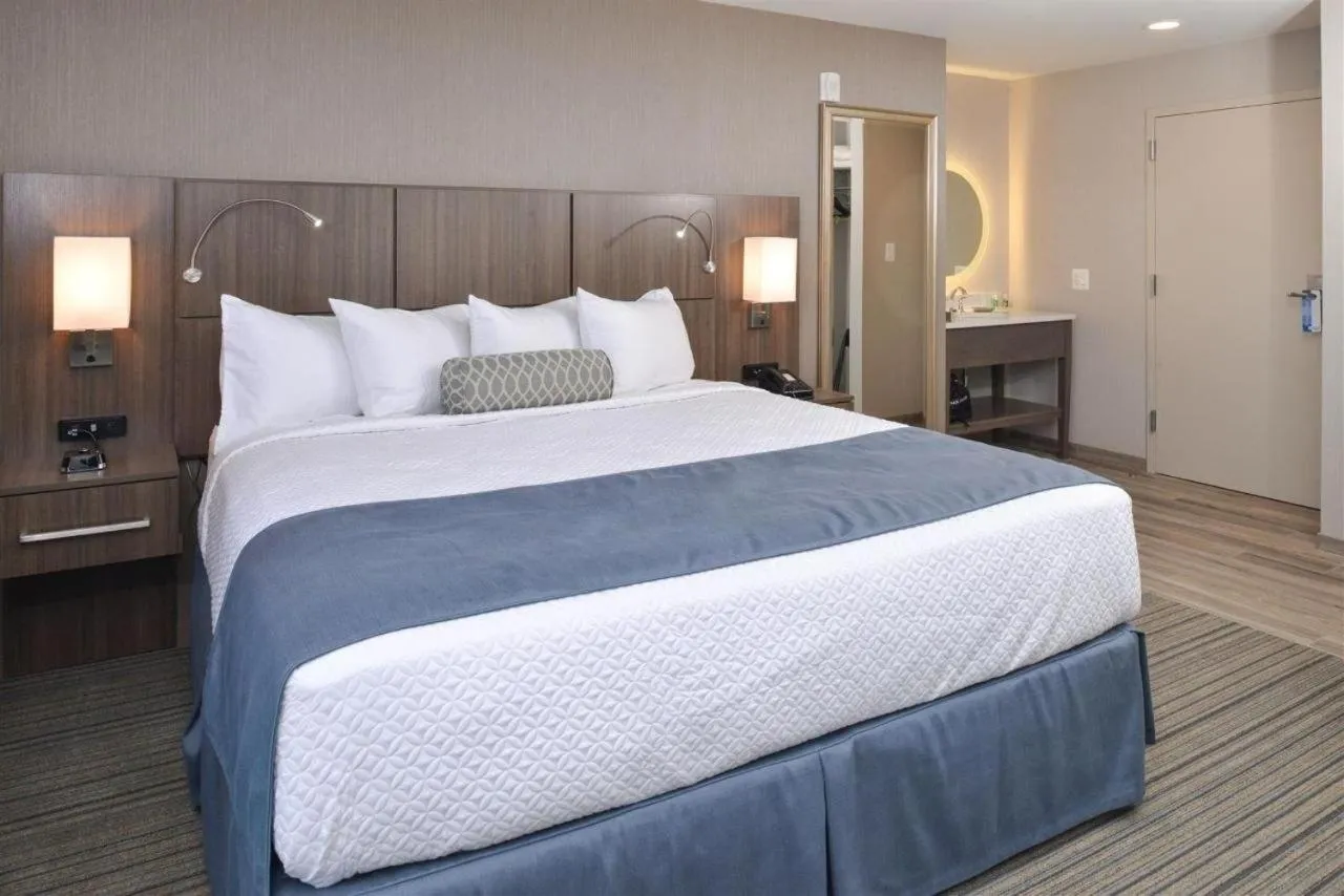 Bed in Anchored Inn at Hidden Harbor