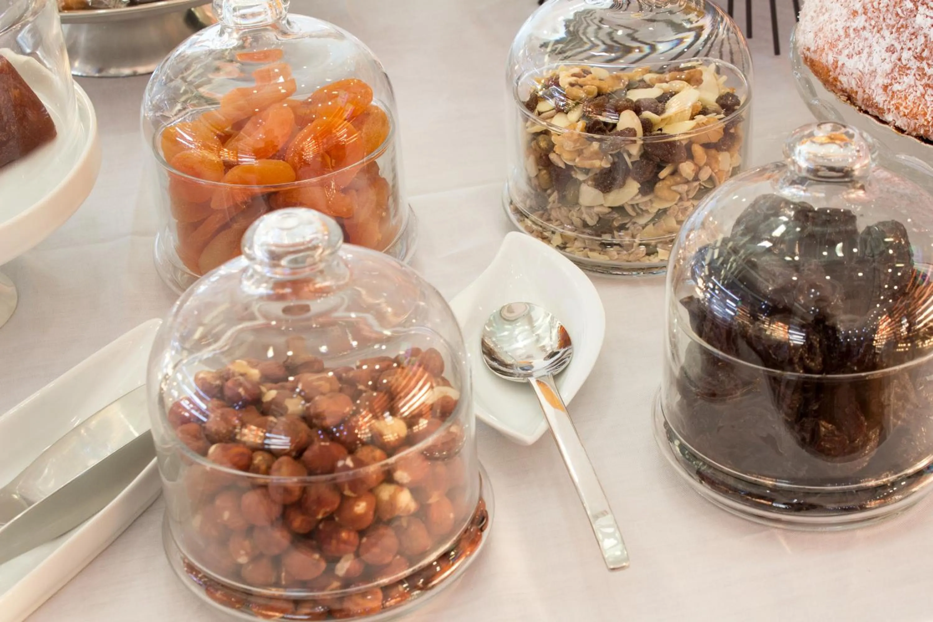 Continental breakfast in Hotel Portas De Santa Rita