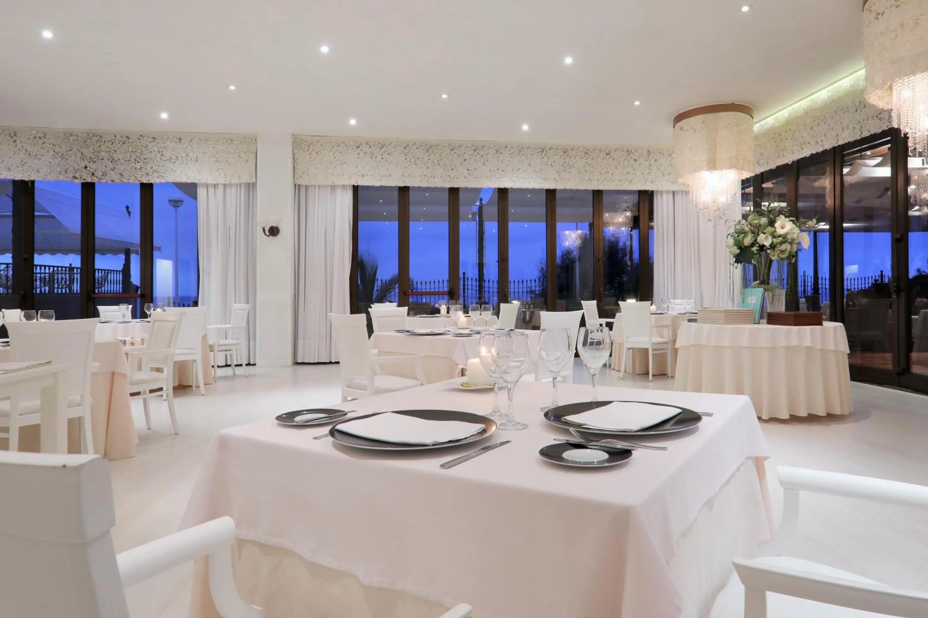 Restaurant/places to eat in JOIA Salomé by Iberostar -Adults Only