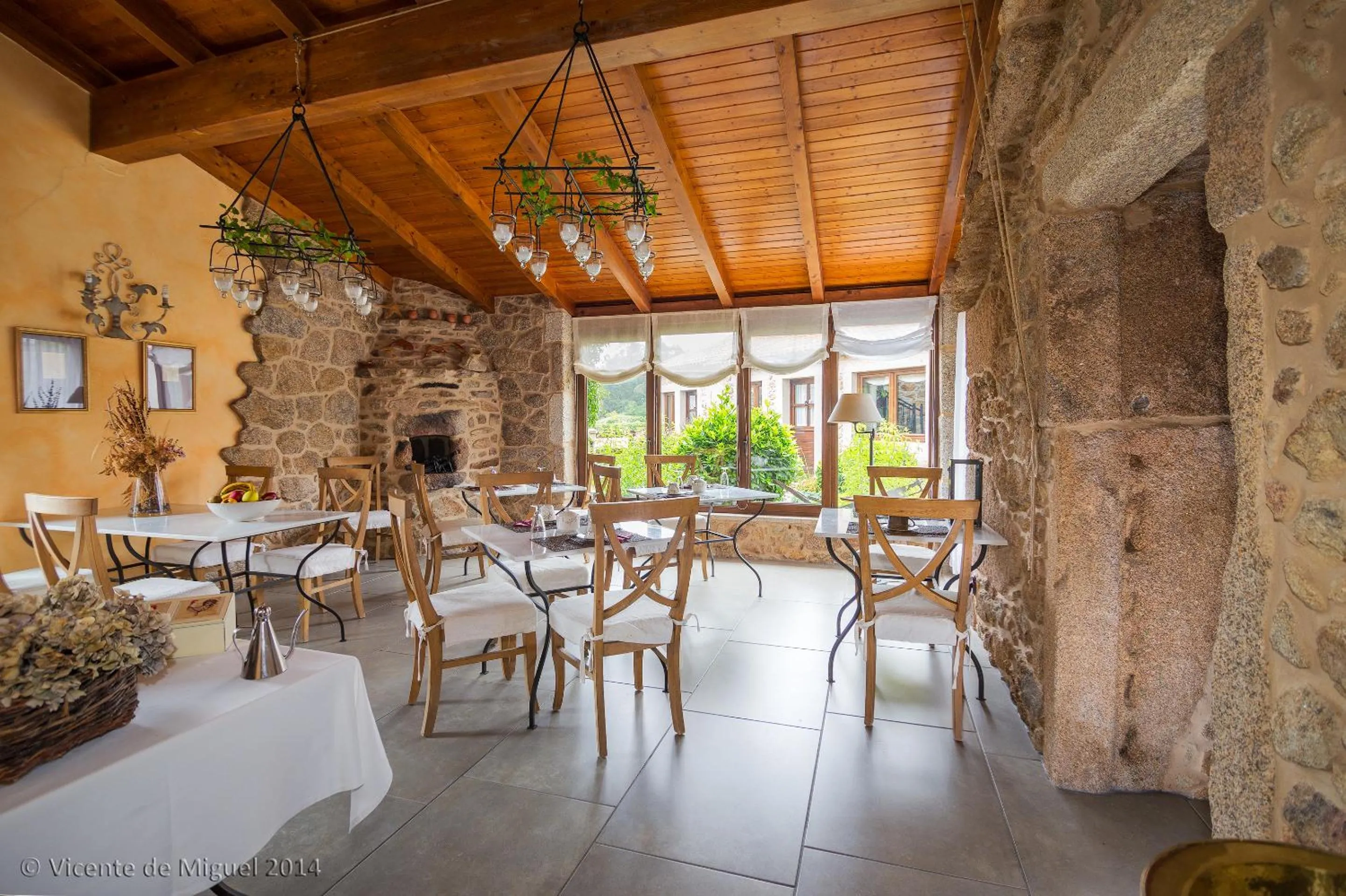 Restaurant/places to eat in Hotel Rustico Lugar Do Cotariño