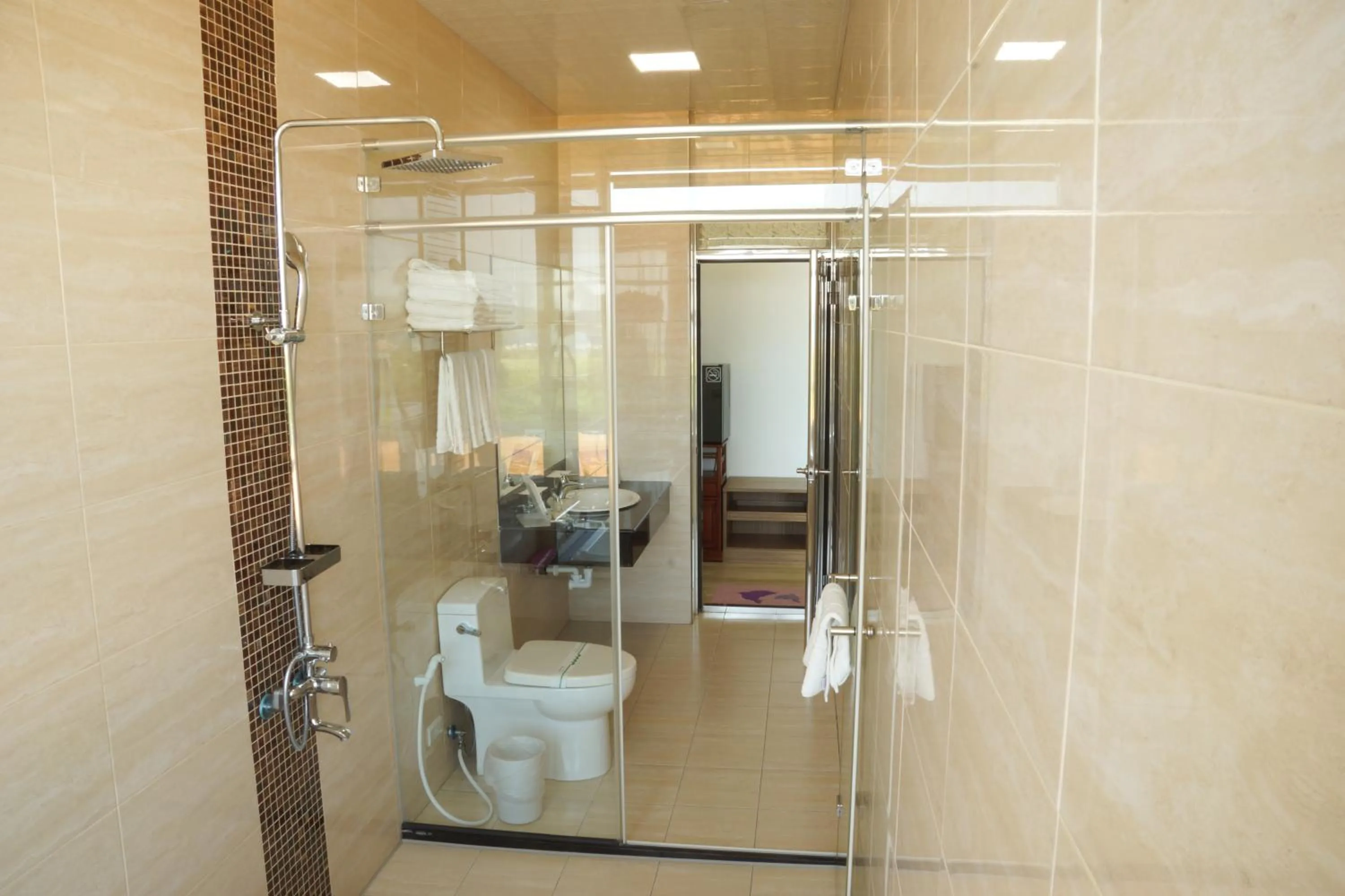 Bathroom in Coral B&B