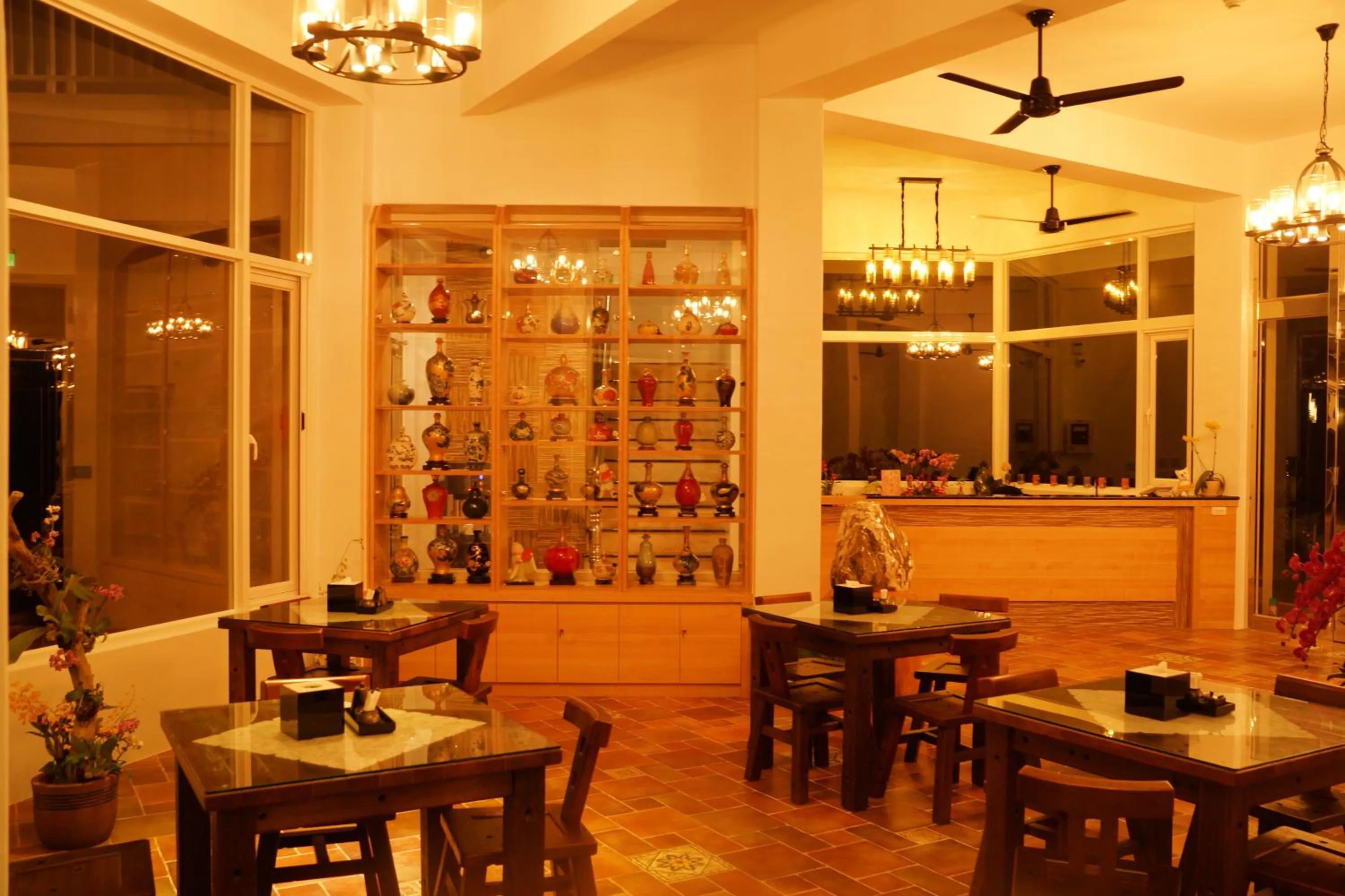 Property building in Coral B&B