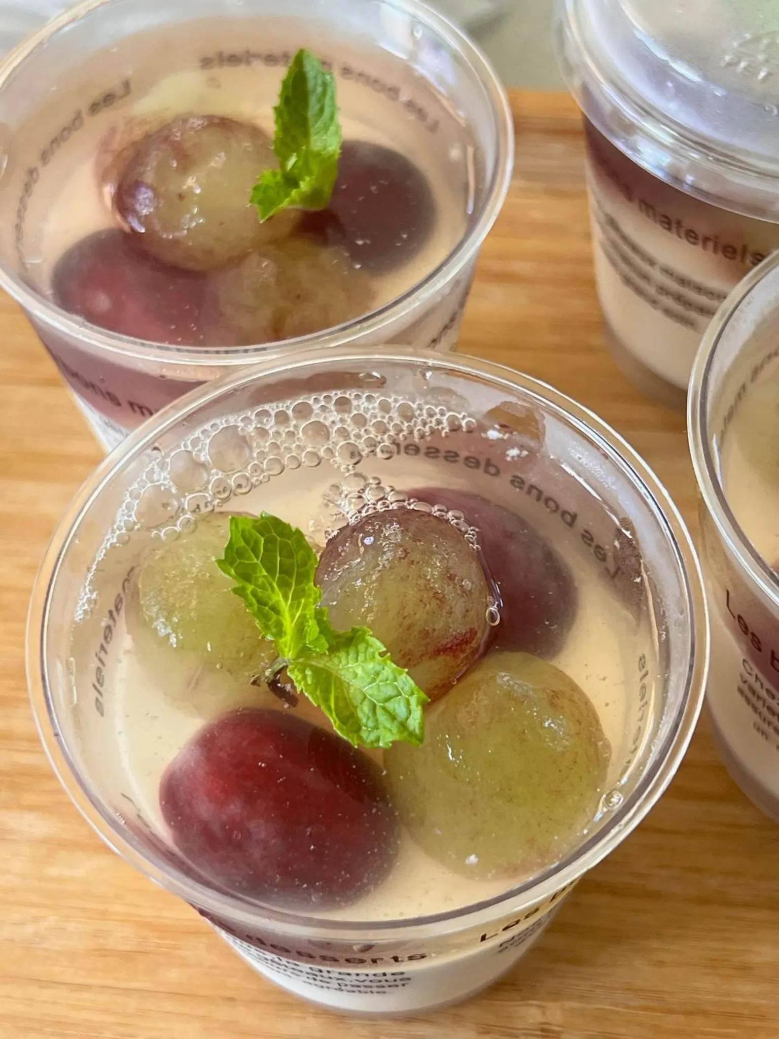 Food and drinks in Coral B&B