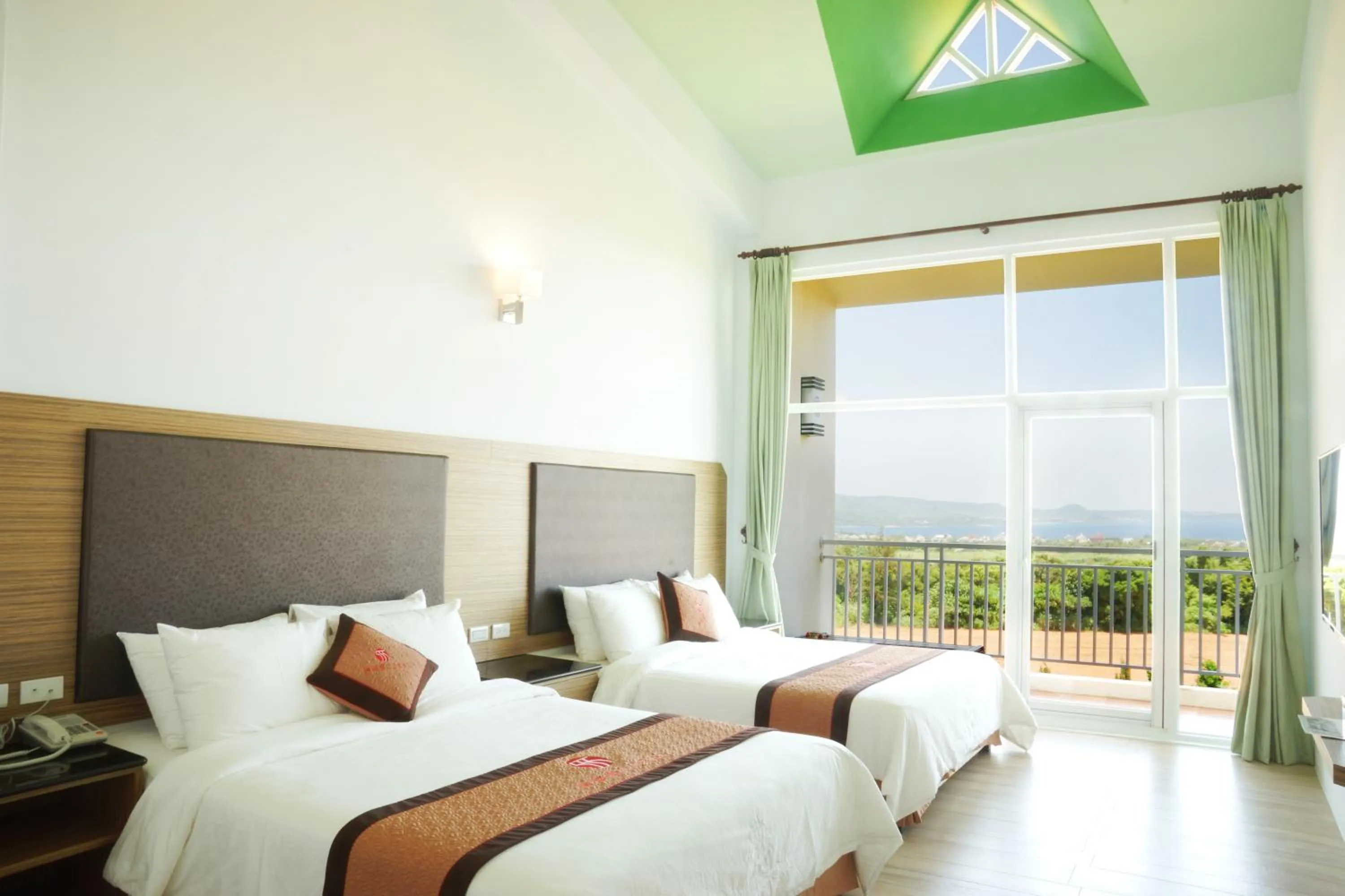 Balcony/Terrace, Bed in Coral B&B