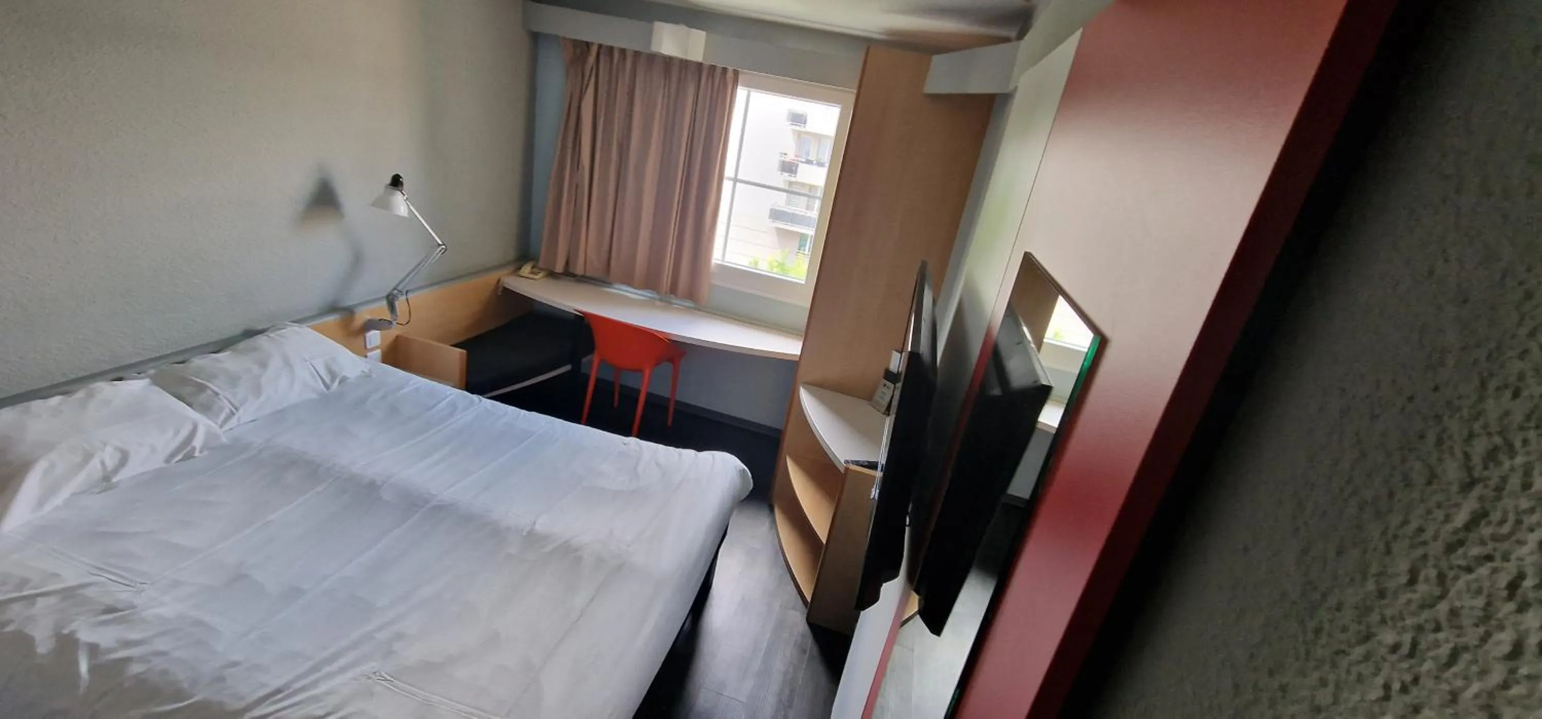 Bed in ibis Strasbourg Aéroport Le Zénith