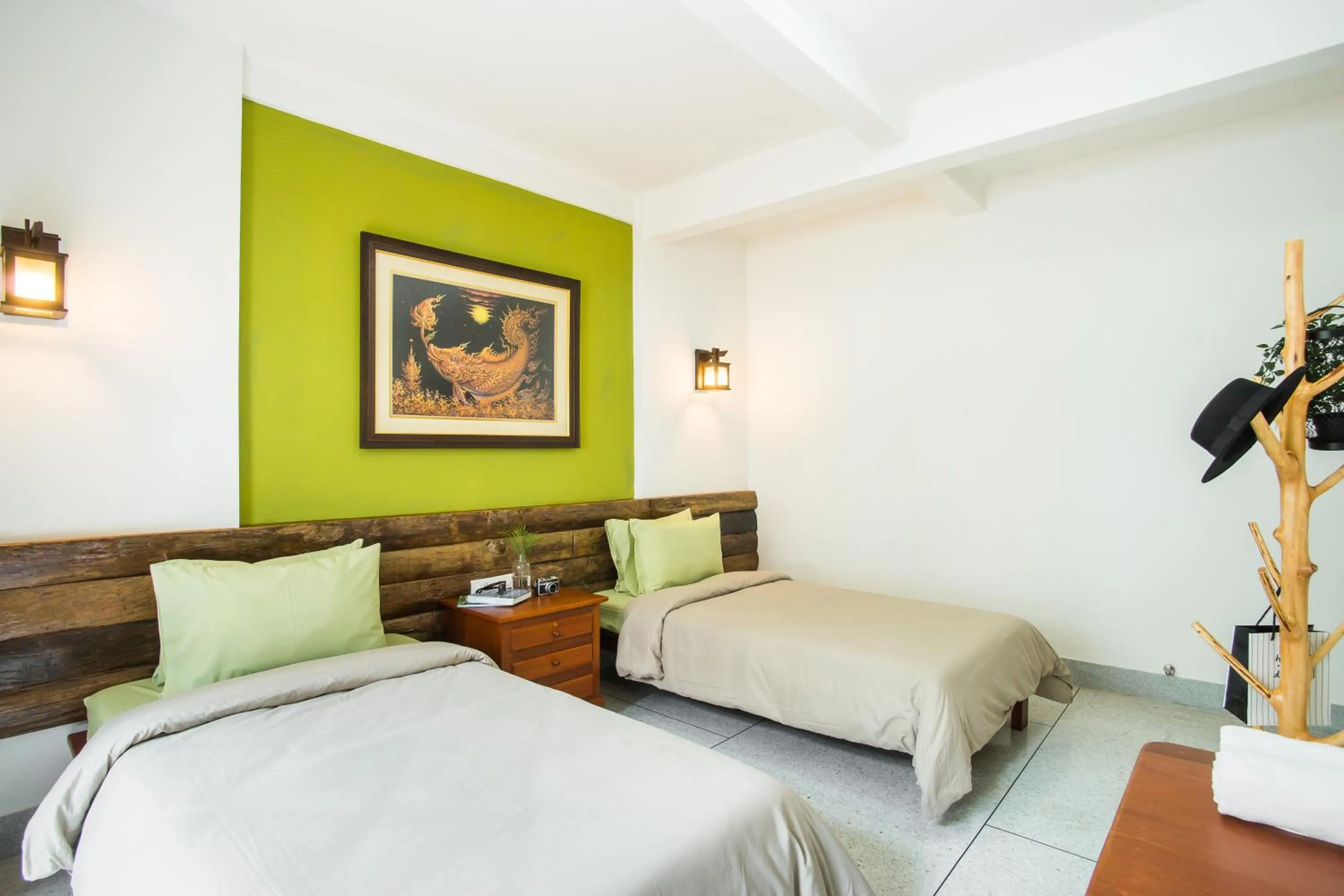 Photo of the whole room, Bed in Banthat Thong Hostel