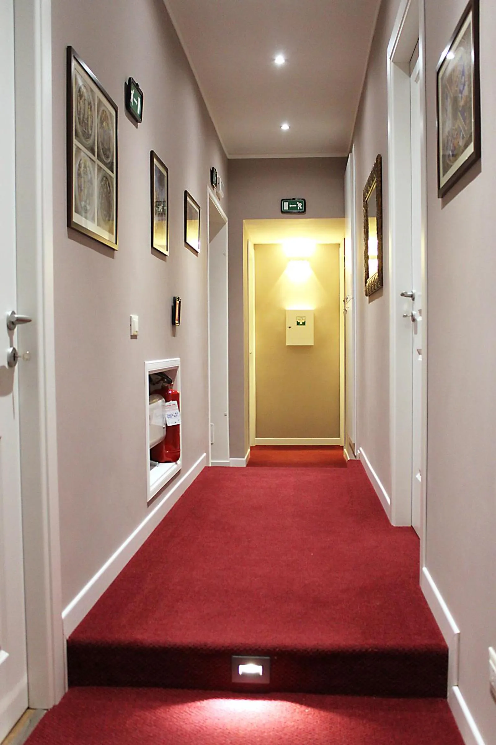 Other in Raphael Rooms