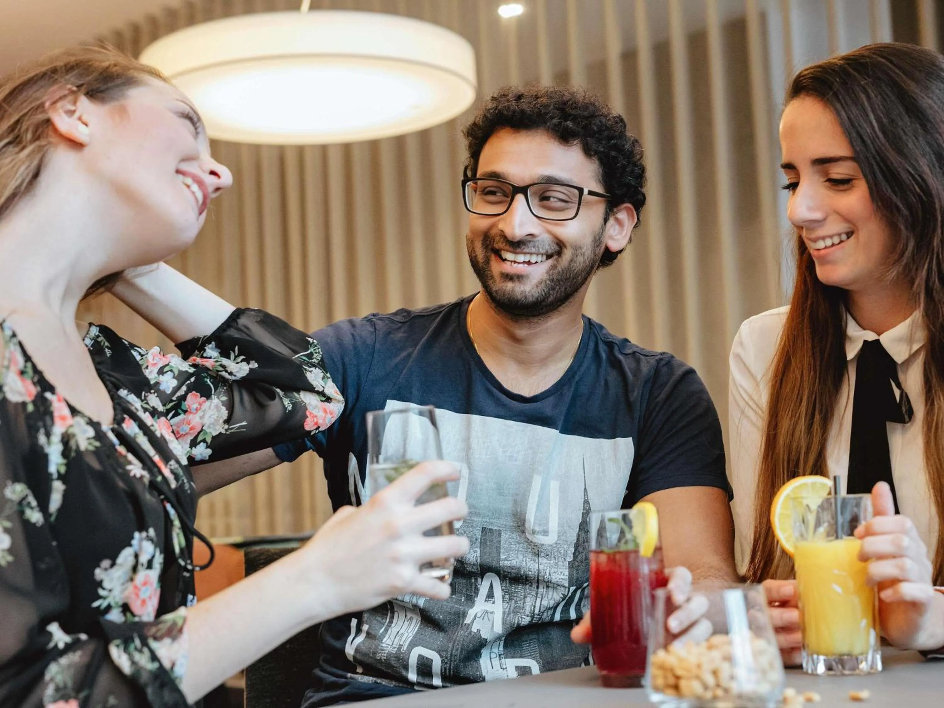 Lounge or bar in ibis Orange Centre Echangeur A7 A9