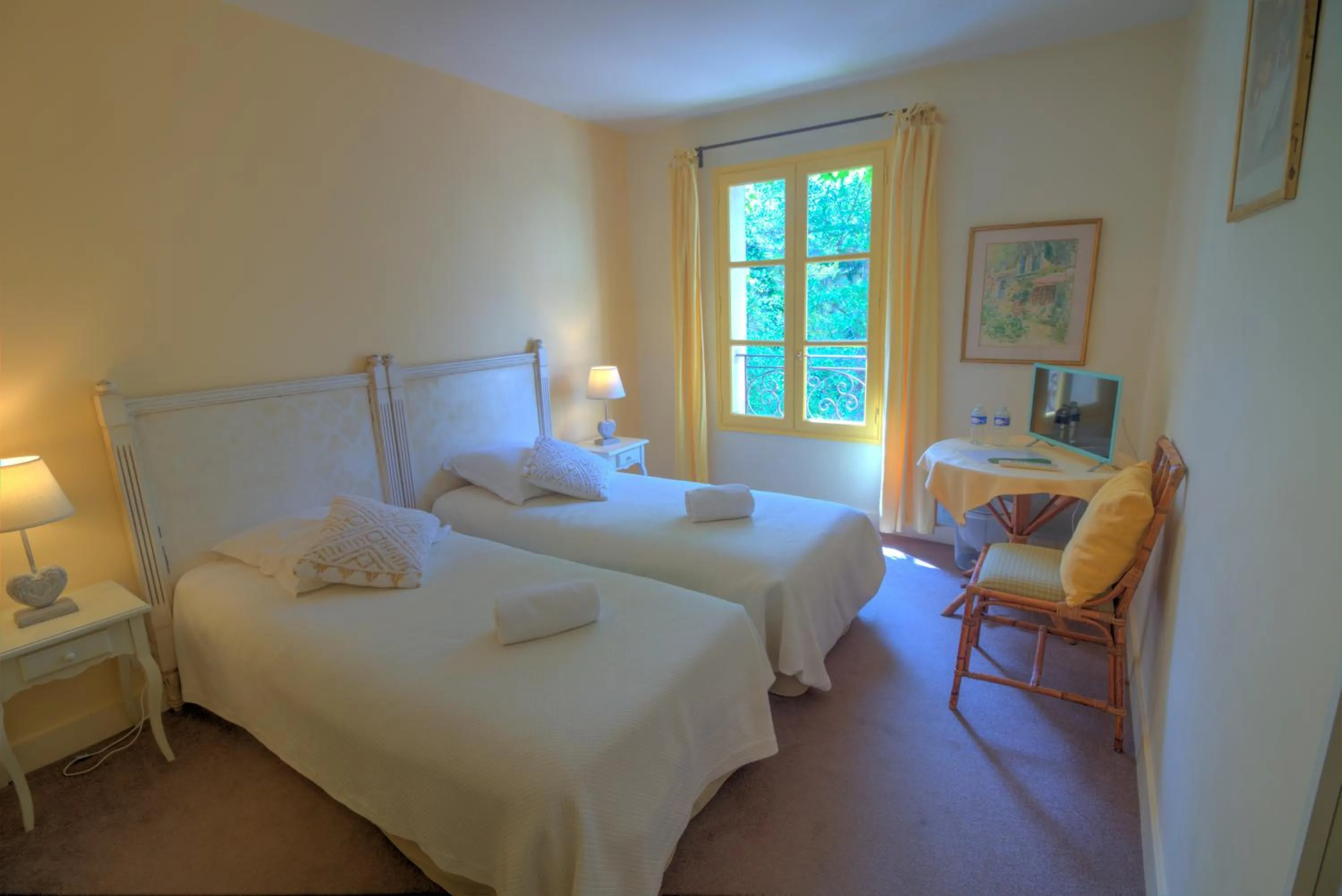 Standard Twin Room in Le Moulin De La Beune