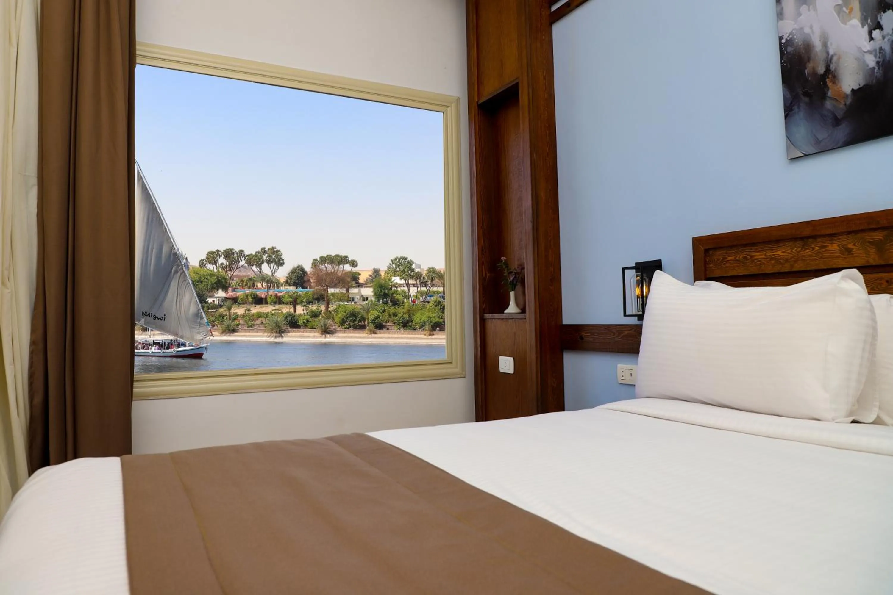 River view, Bed in Obelisk Nile Hotel Aswan