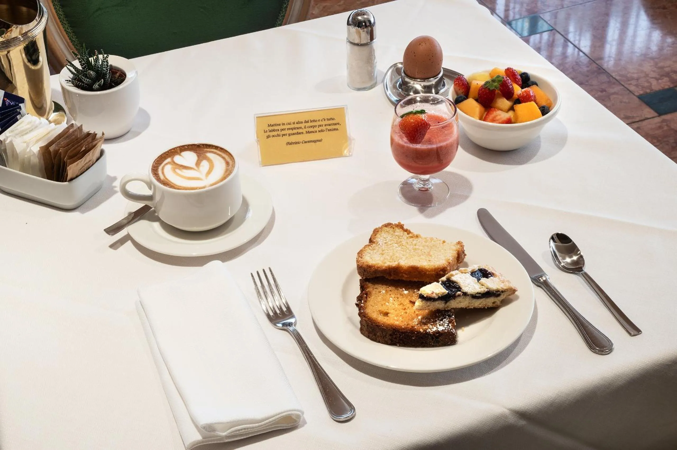 Breakfast in Santa Barbara Hotel