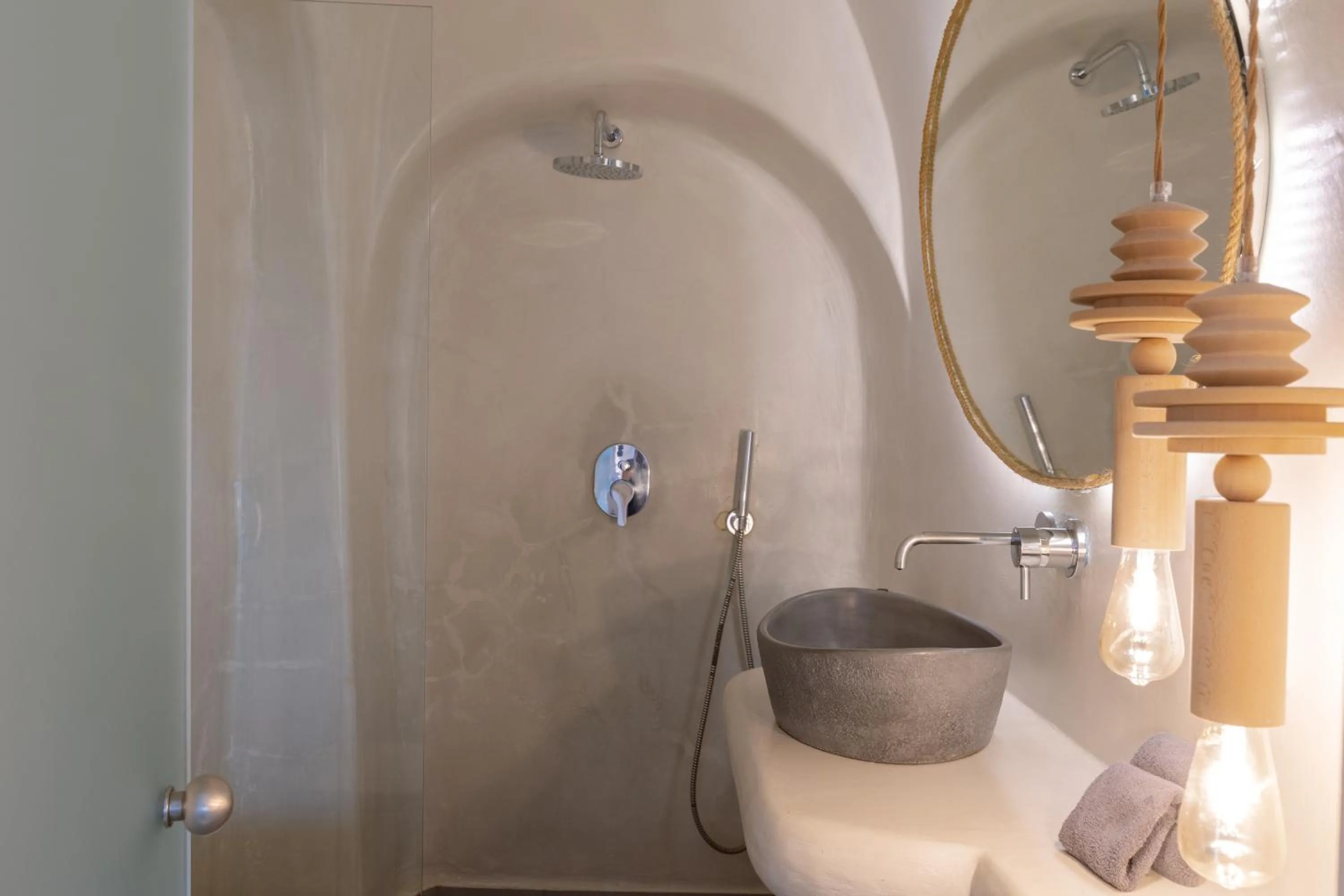 Shower in Aperto Suites - Adults Only