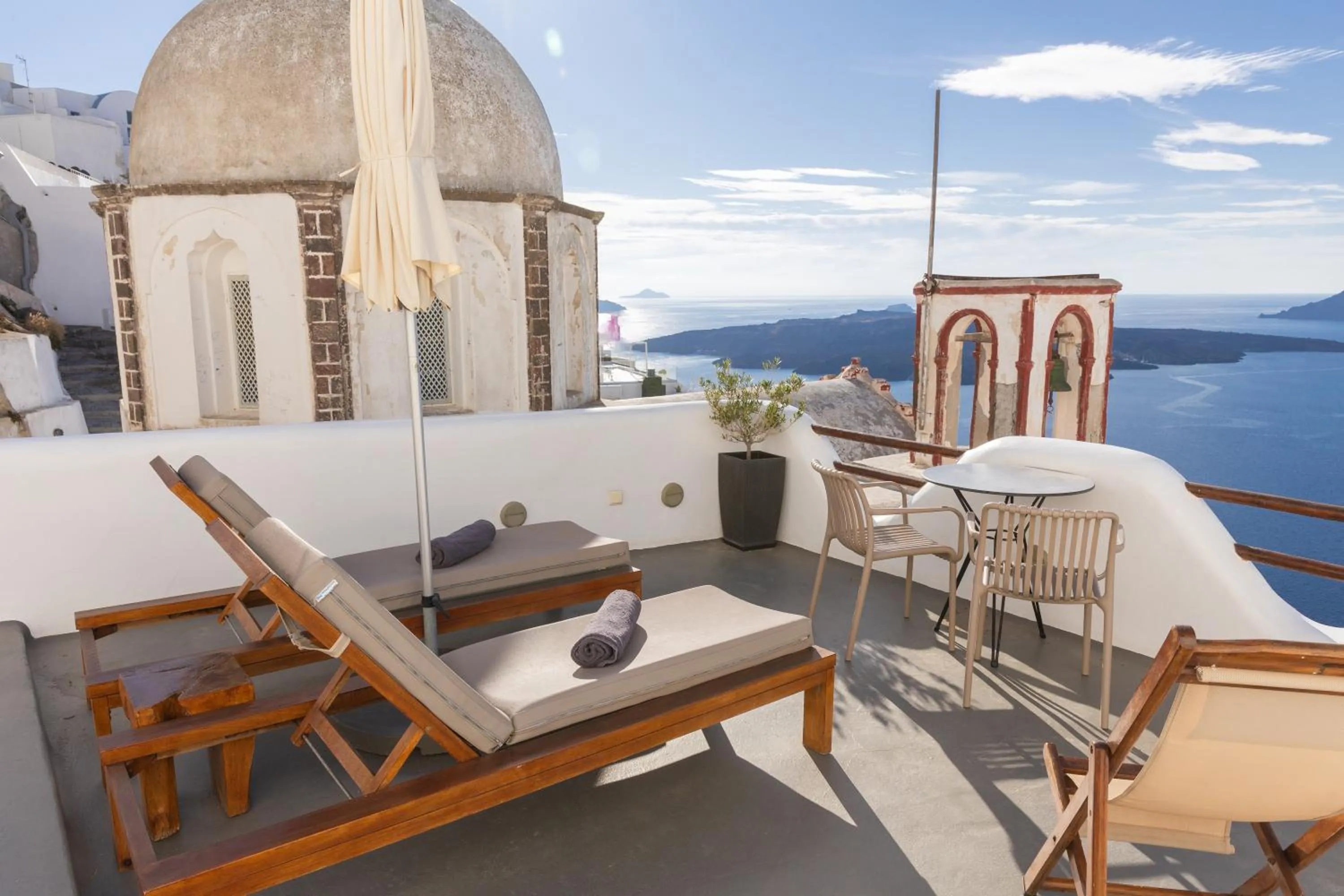 Natural landscape in Aperto Suites - Adults Only