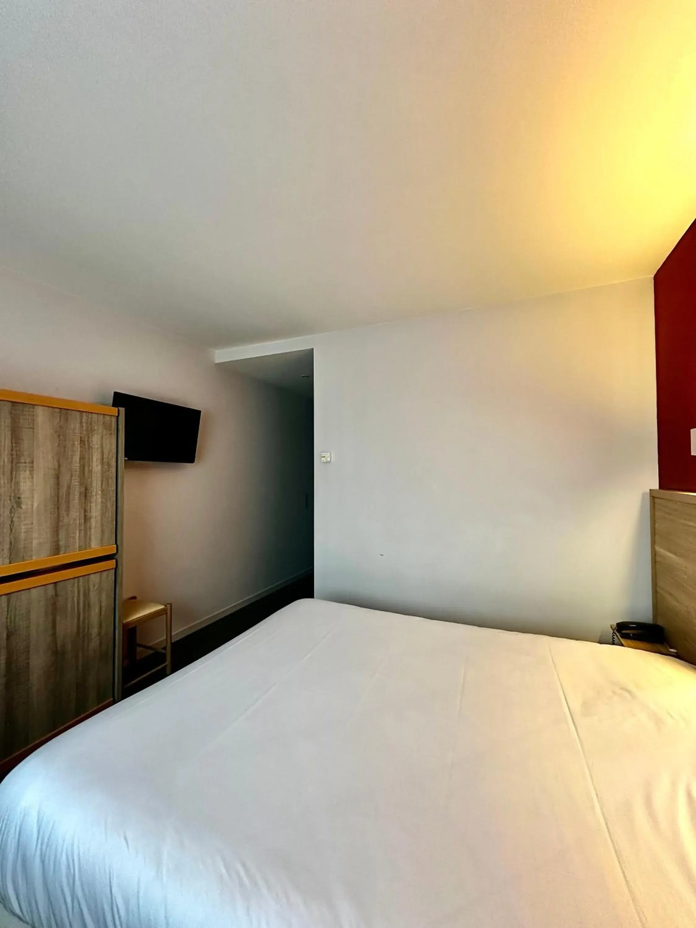 Premium Quadruple Room in Fasthotel Laval Premium Quadruple Room in Fasthotel Laval