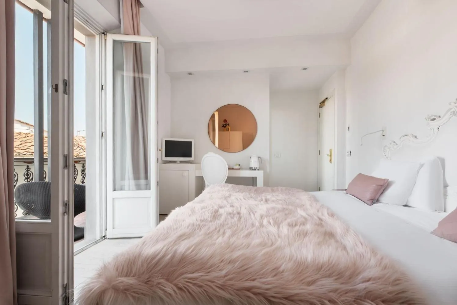 Bedroom, Bed in Eurostars Florence Boutique