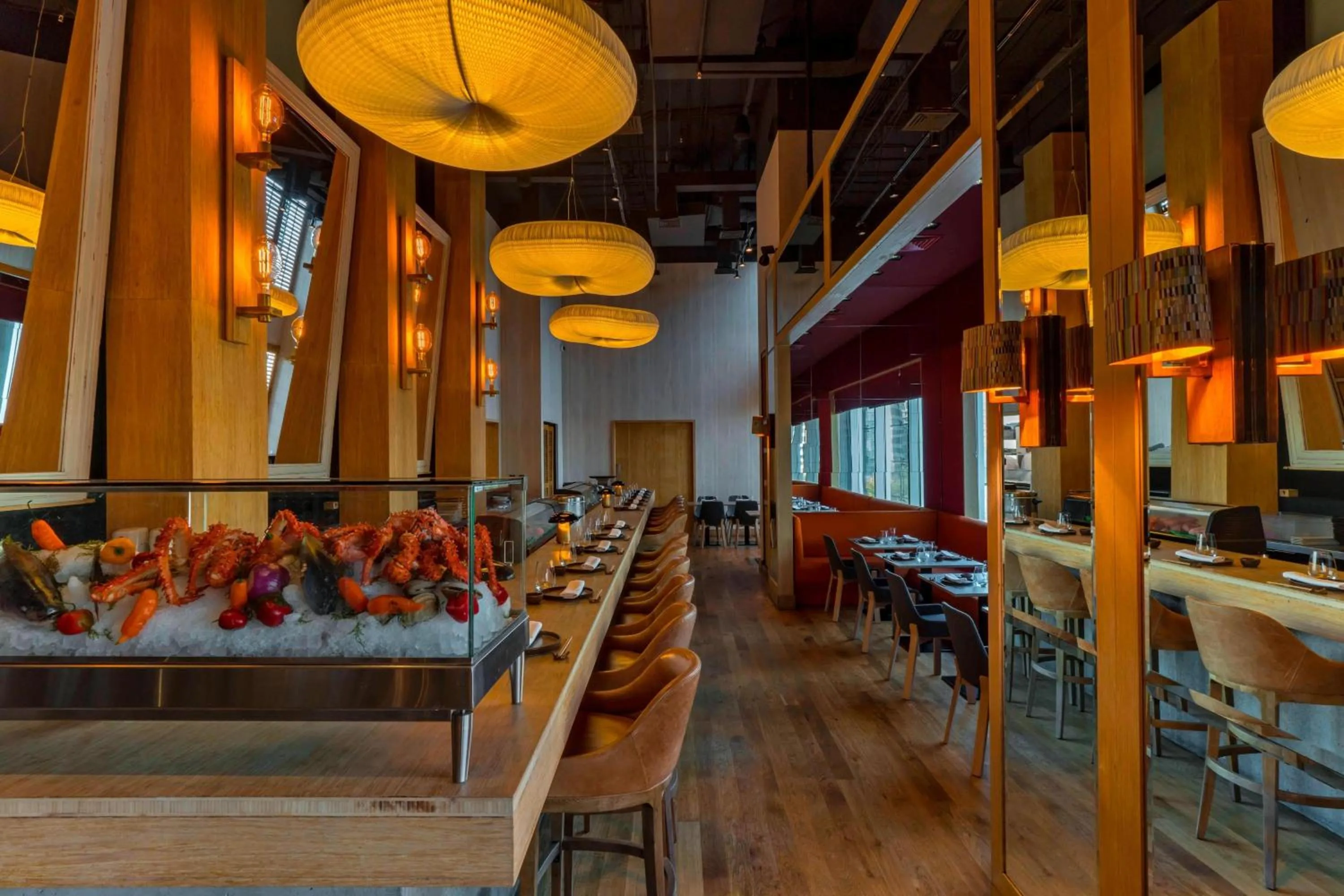 Restaurant/places to eat in W Santiago