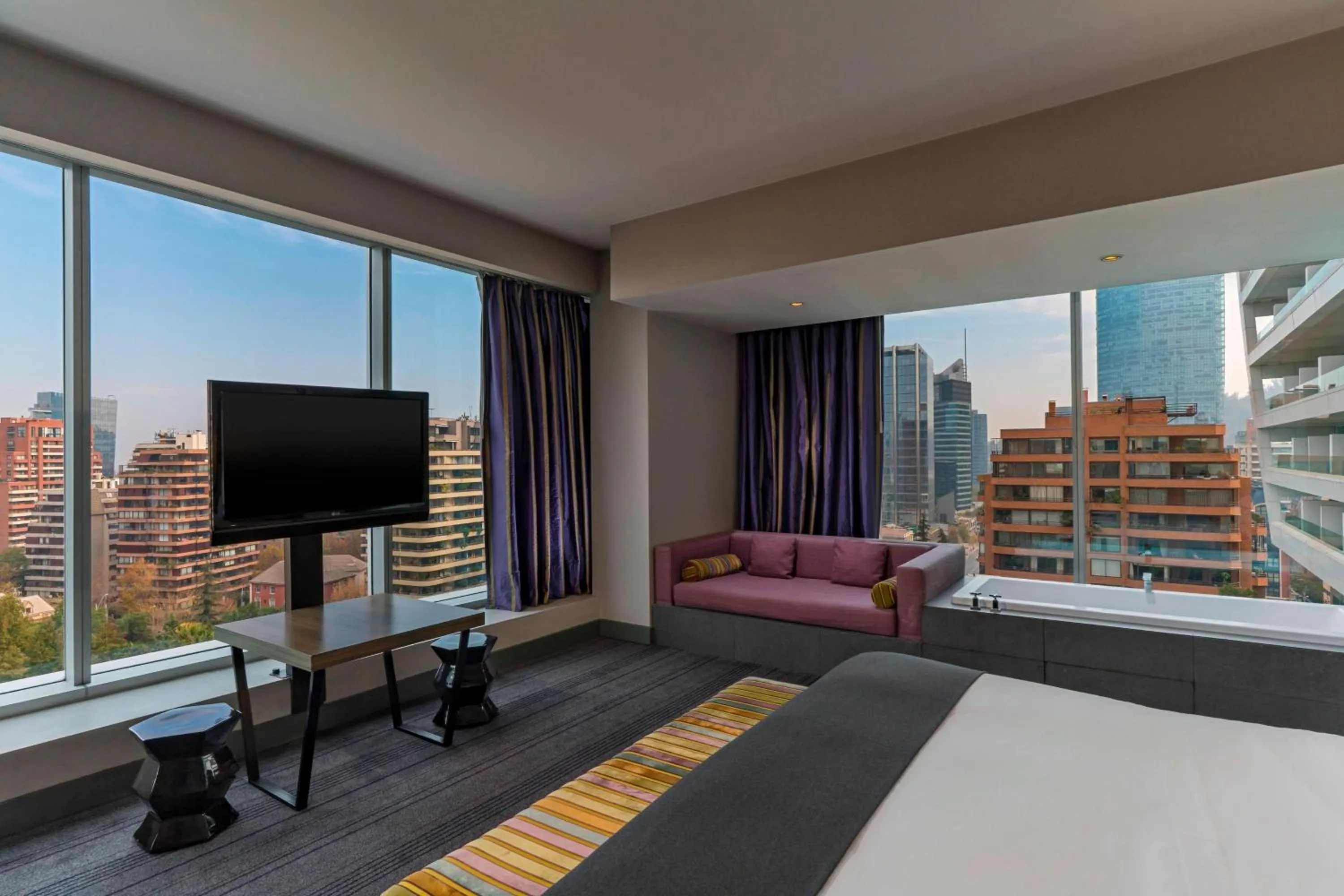 Photo of the whole room in W Santiago