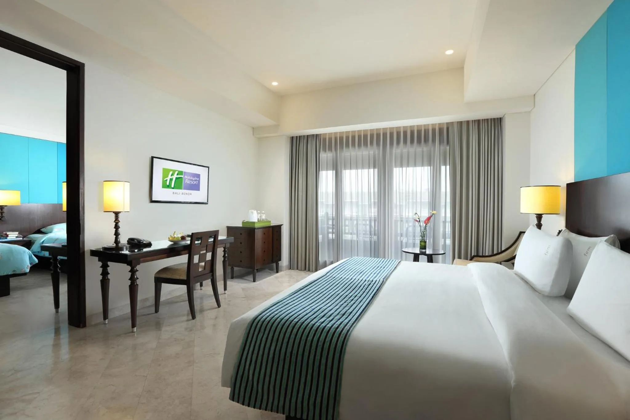 Photo of the whole room, Bed in Holiday Inn Resort Bali Nusa Dua by IHG