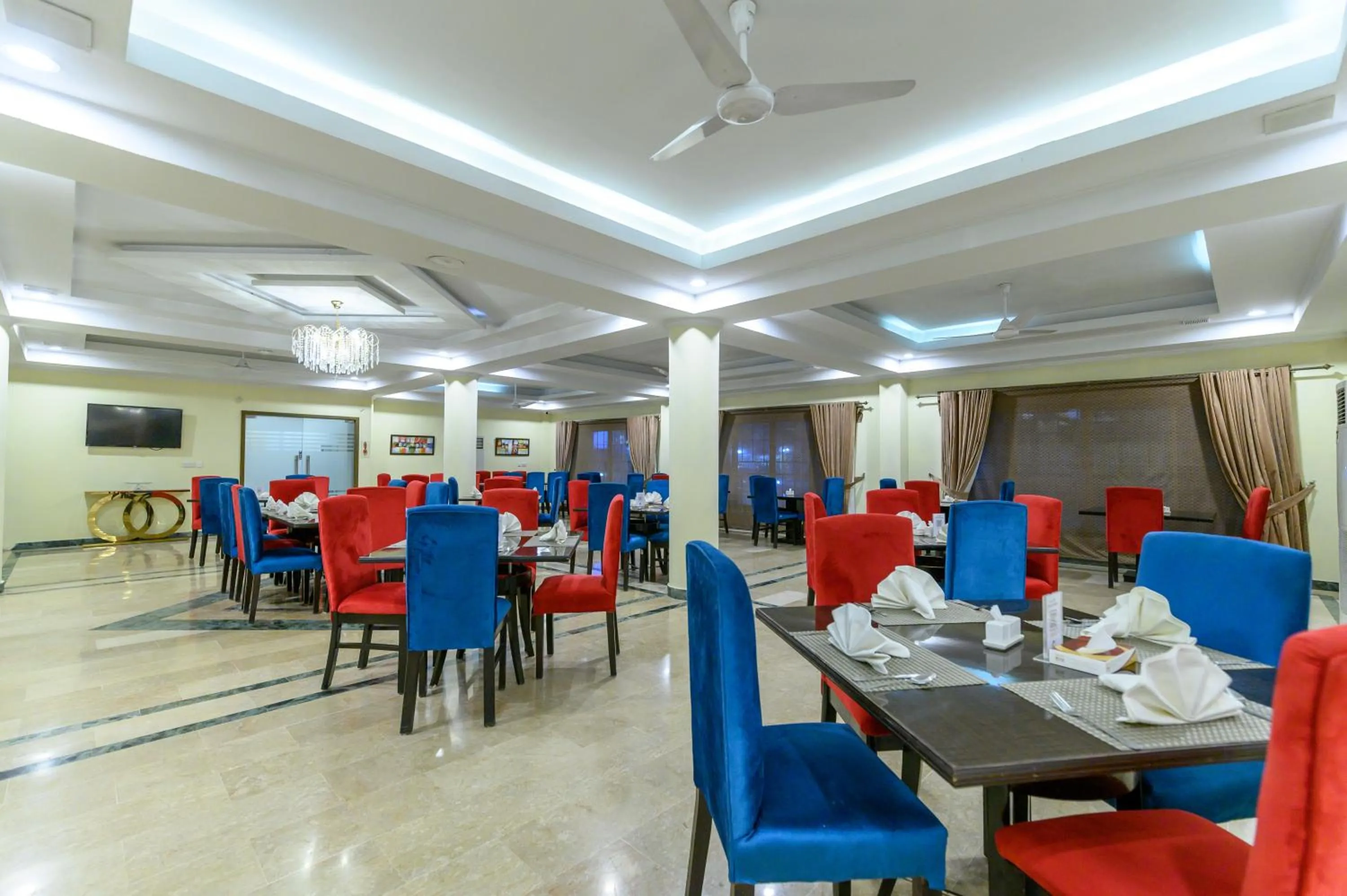 Restaurant/places to eat in Hotel One Abbottabad