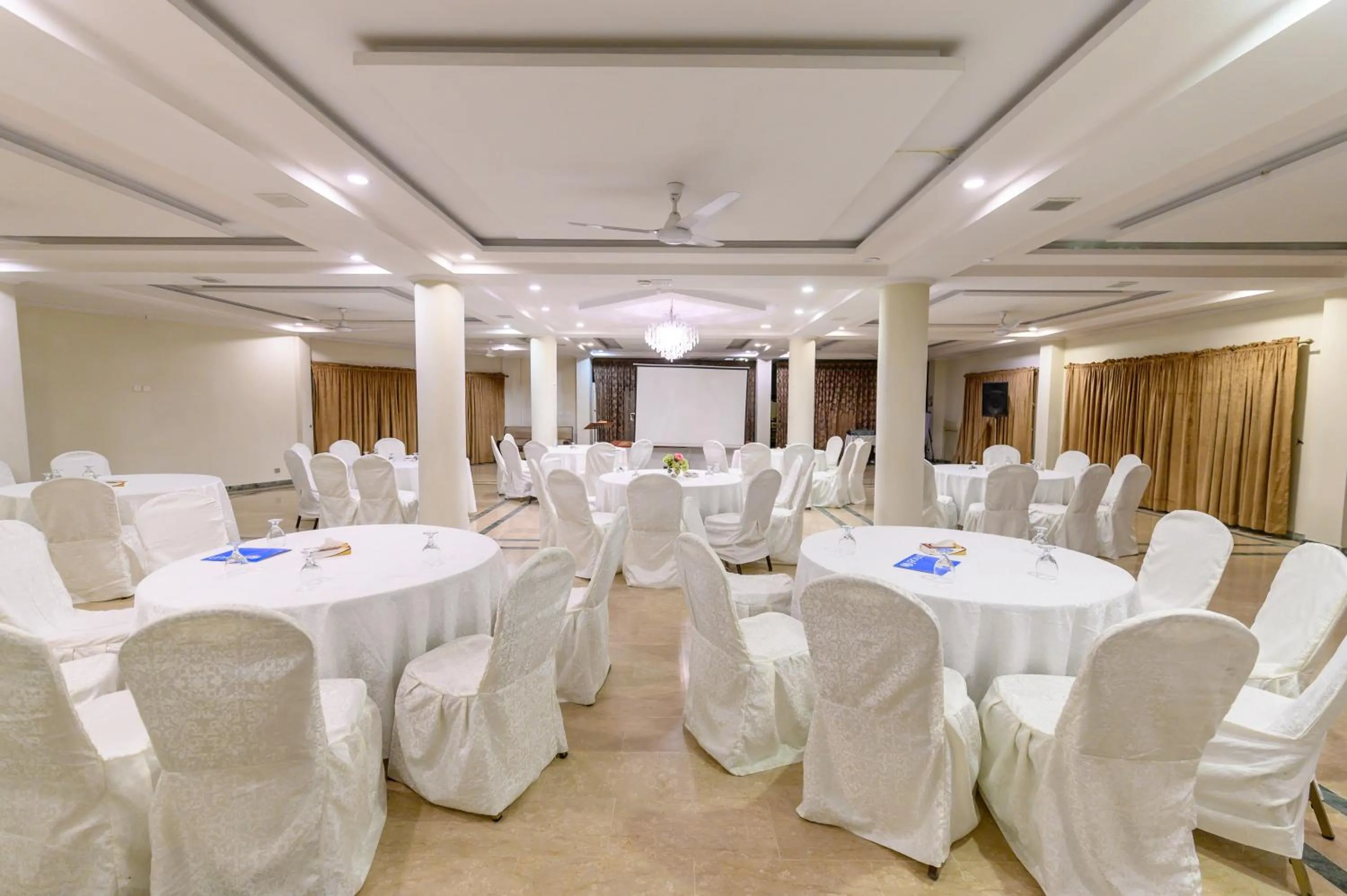 Meeting/conference room in Hotel One Abbottabad